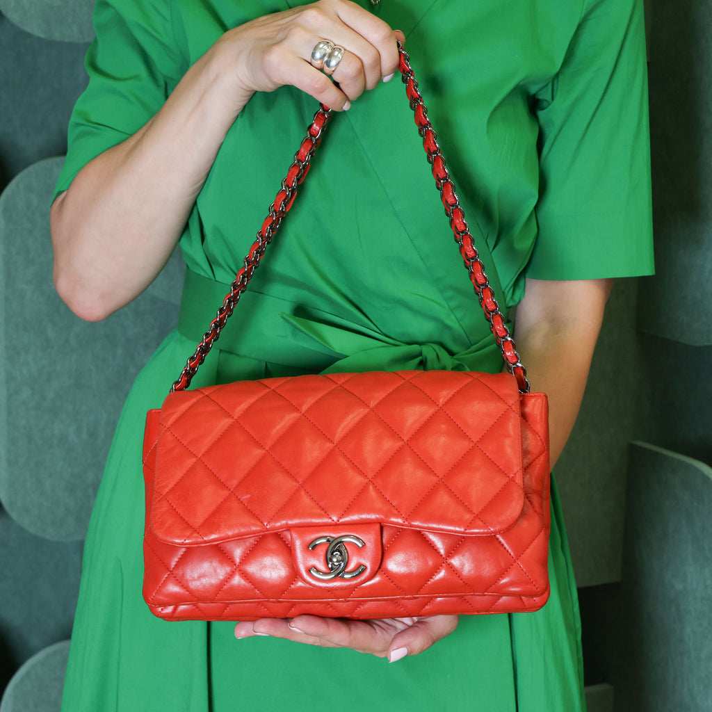 Preloved CHANEL Matelasse Lambskin Chain Shoulder Red Silver Hardware 13XXXXXX | Luxe Again Maison