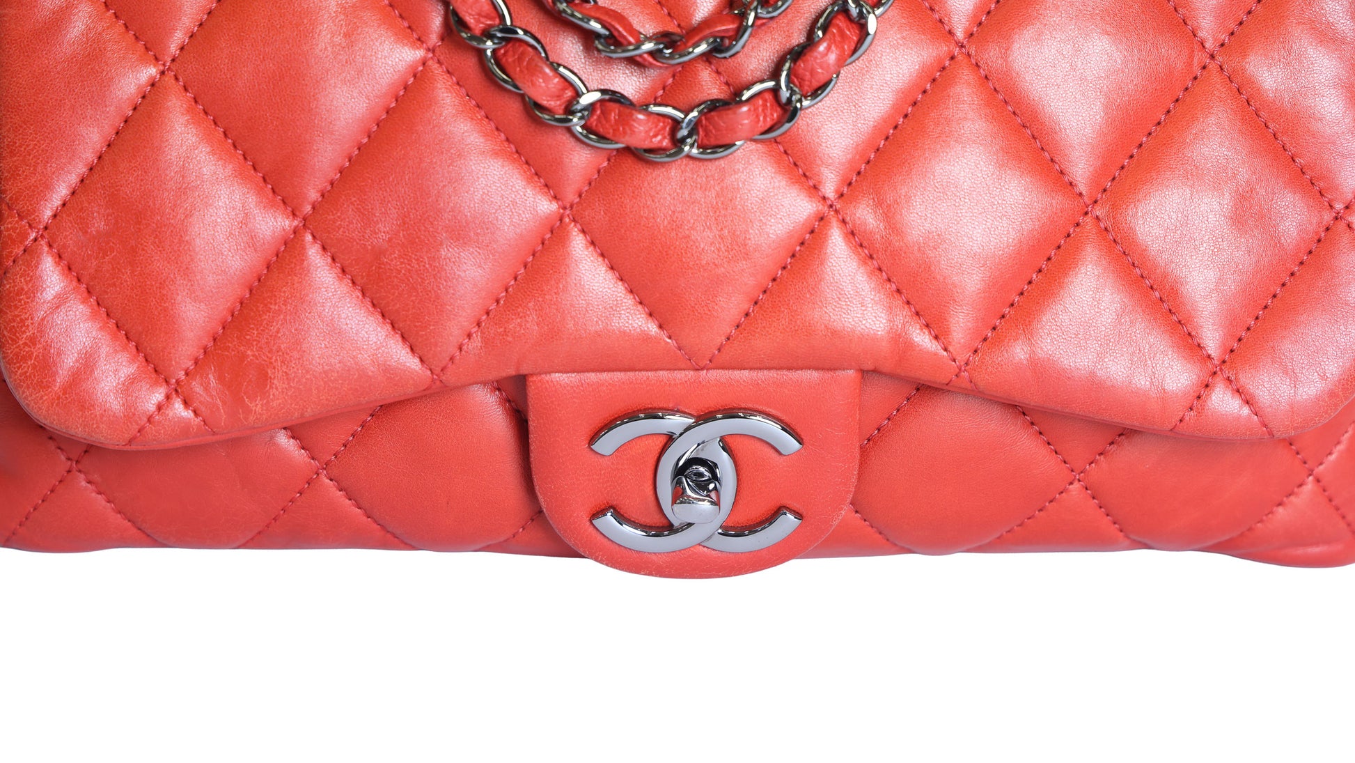 Preloved CHANEL Matelasse Lambskin Chain Shoulder Red Silver Hardware 13XXXXXX | Luxe Again Maison