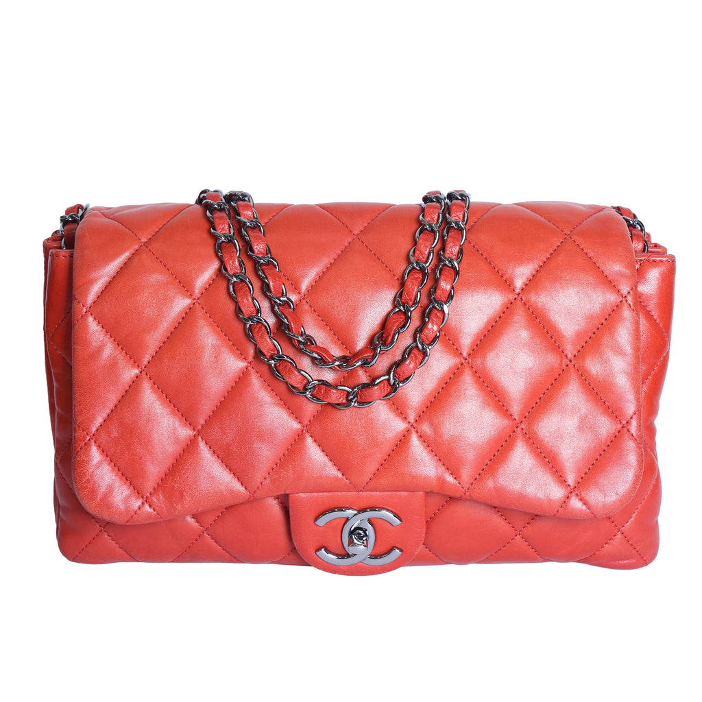 Preloved CHANEL Matelasse Lambskin Chain Shoulder Red Silver Hardware 13XXXXXX | Luxe Again Maison