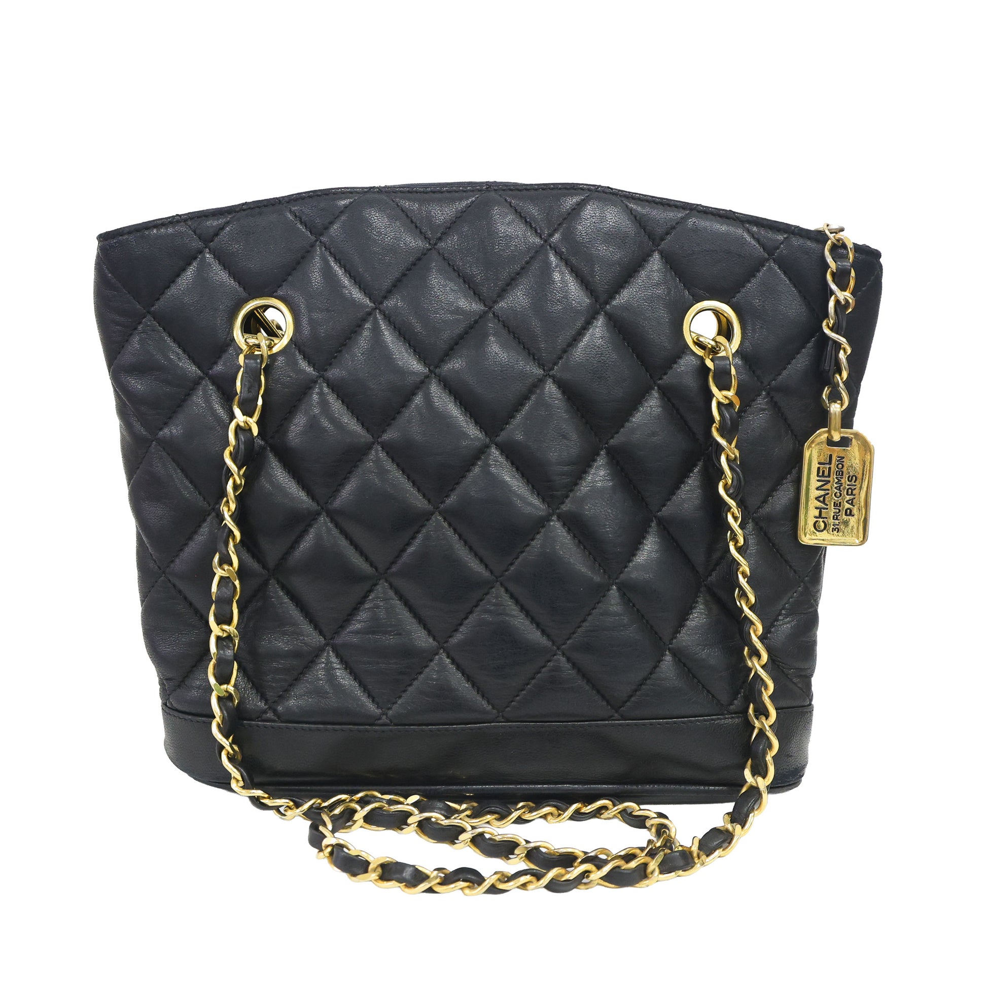 Preloved CHANEL Matelasse Lambskin Chain Shoulder Bag Black Gold Hardware | Luxe Again Maison