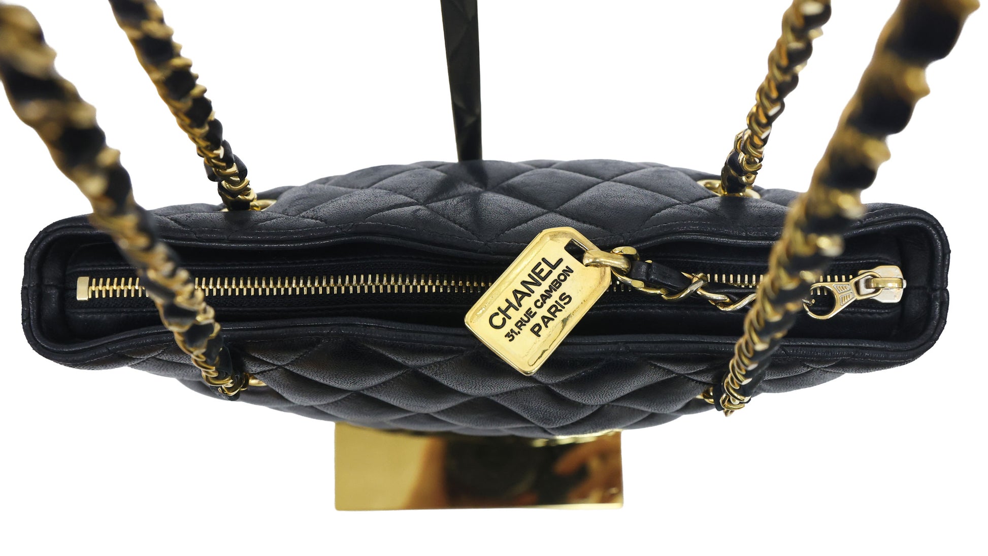 Preloved CHANEL Matelasse Lambskin Chain Shoulder Bag Black Gold Hardware | Luxe Again Maison