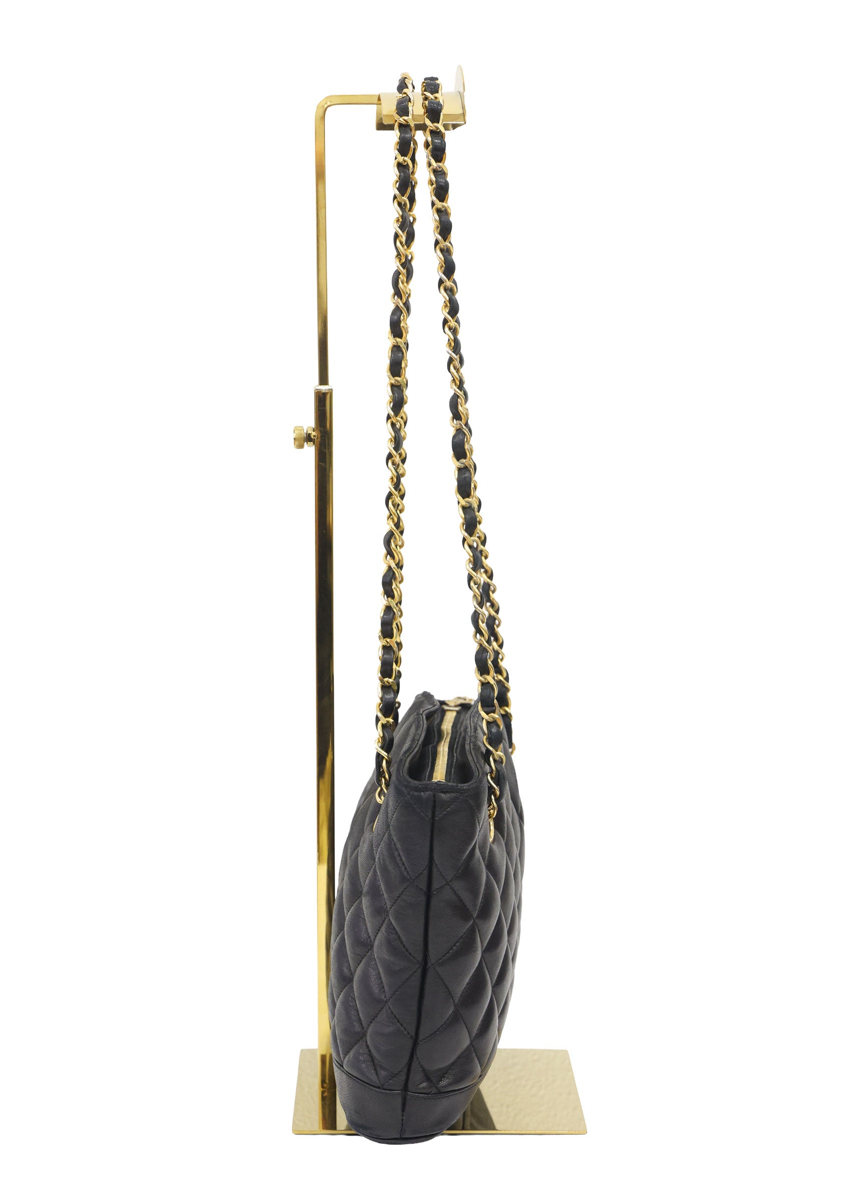 Preloved CHANEL Matelasse Lambskin Chain Shoulder Bag Black Gold Hardware | Luxe Again Maison