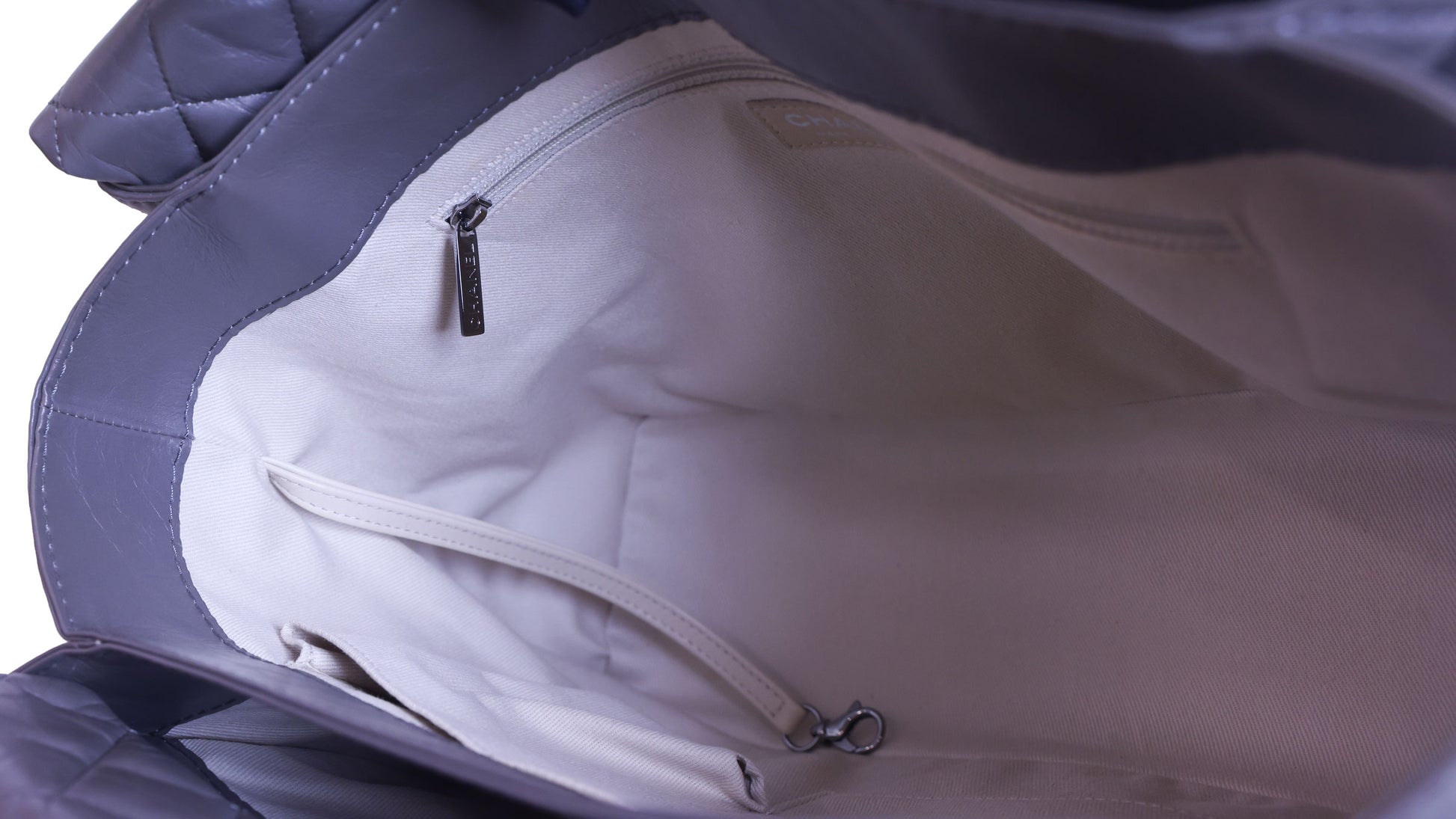 Preloved CHANEL Matelasse Vintage Calf Chain Tote Grey Silver Hardware | Luxe Again Maison