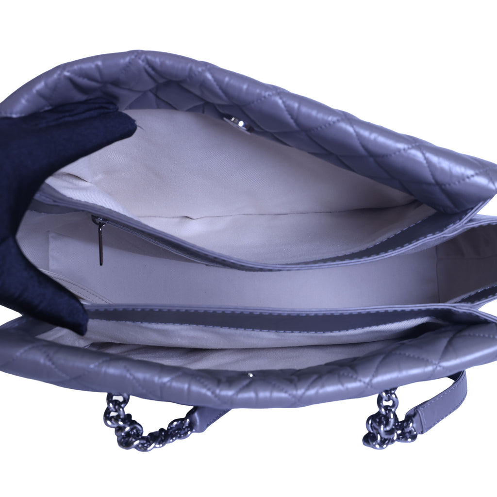 Preloved CHANEL Matelasse Vintage Calf Chain Tote Grey Silver Hardware | Luxe Again Maison