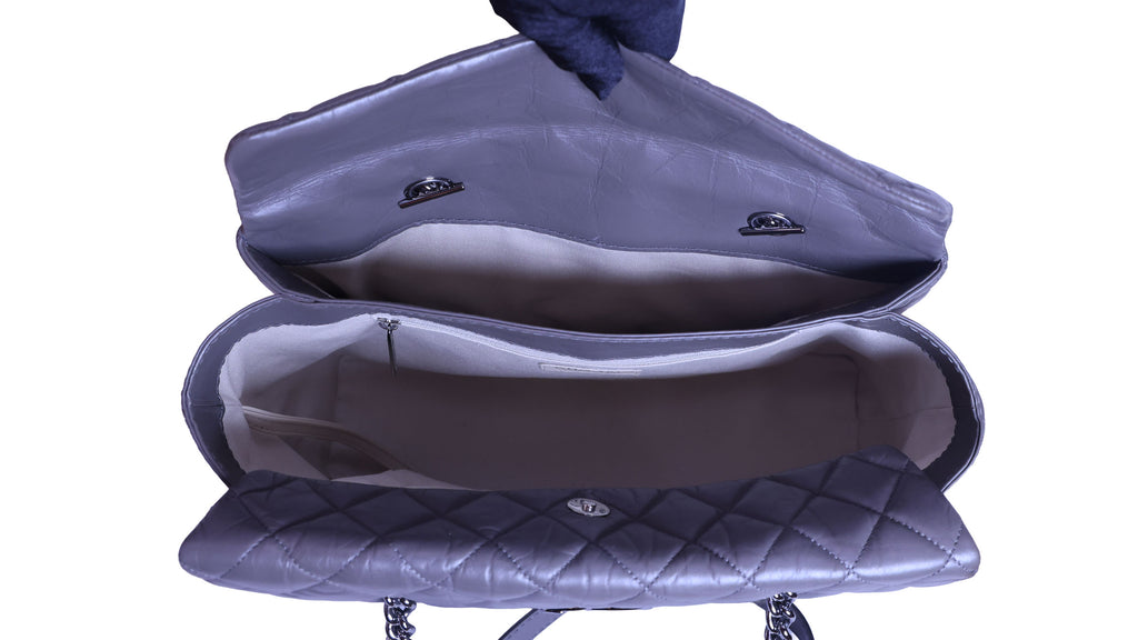 Preloved CHANEL Matelasse Vintage Calf Chain Tote Grey Silver Hardware | Luxe Again Maison