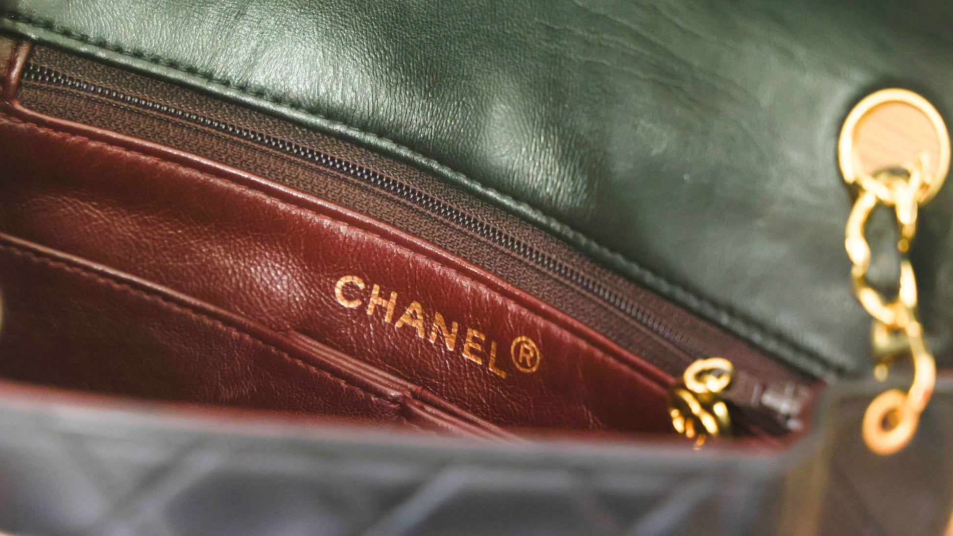 Pre-owned CHANEL Mini Matelasse 20 Lambskin G Black Bag | Luxe Again Maison