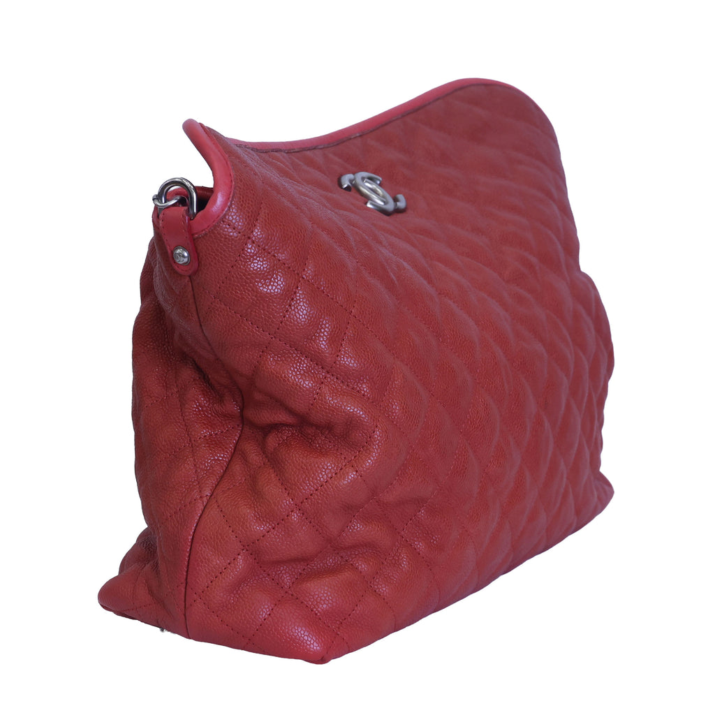 Preloved CHANEL Quilted Caviar Skin French Riviera Hobo Satchel Red | Luxe Again Maison