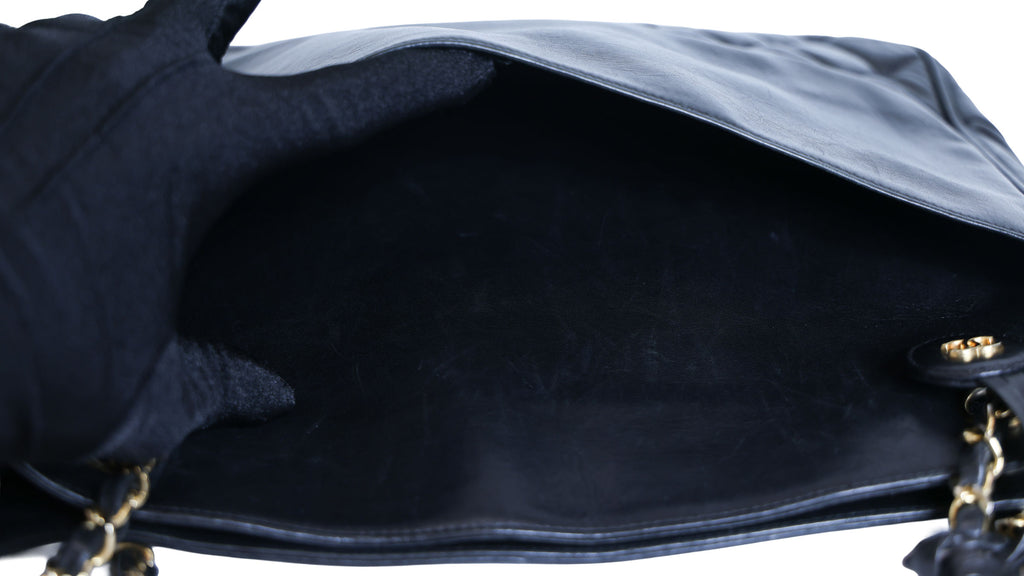 Preloved CHANEL Vintage Matelasse Lambskin Chain Tote Black Gold Tone Hardware 0 Series  | Luxe Again Maison