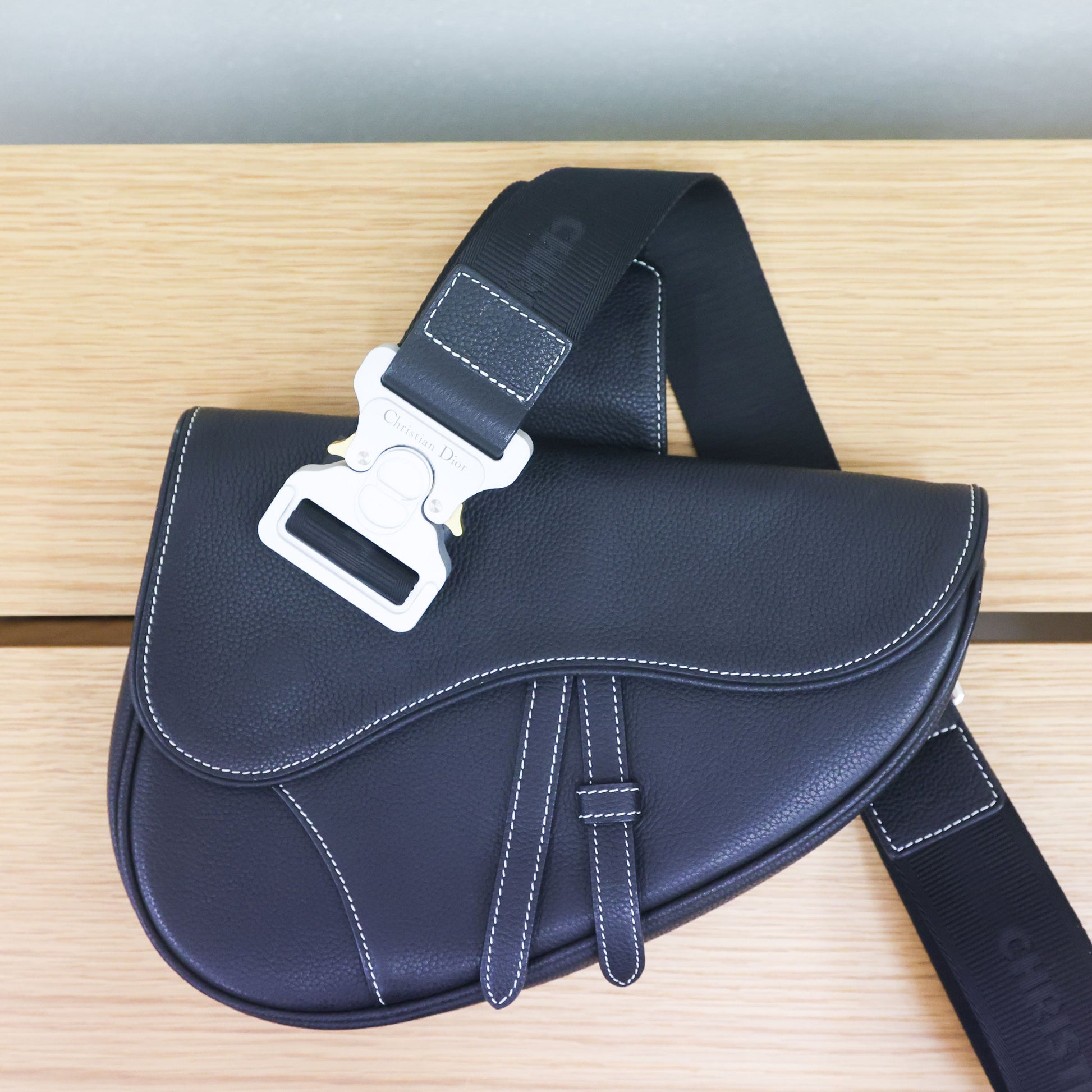Preloved Christian Dior Black Grained Calfskin Saddle Bag | Luxe Again Maison