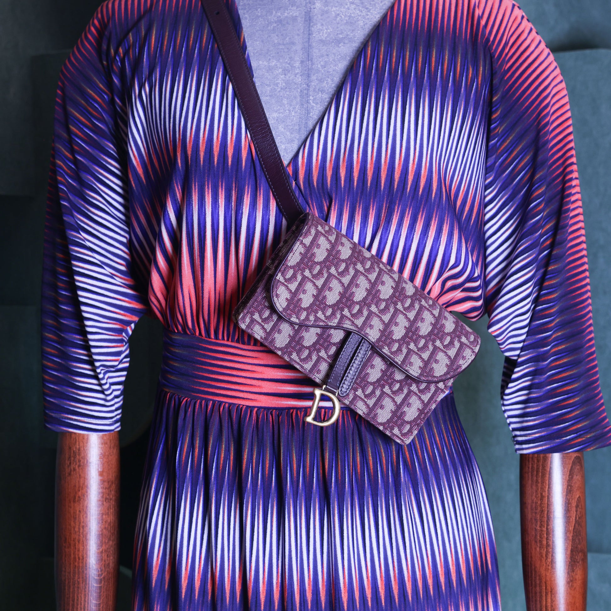 Preloved CHRISTIAN DIOR Dior Trotter Saddle Waist Bag Burgundy | Luxe Again Maison