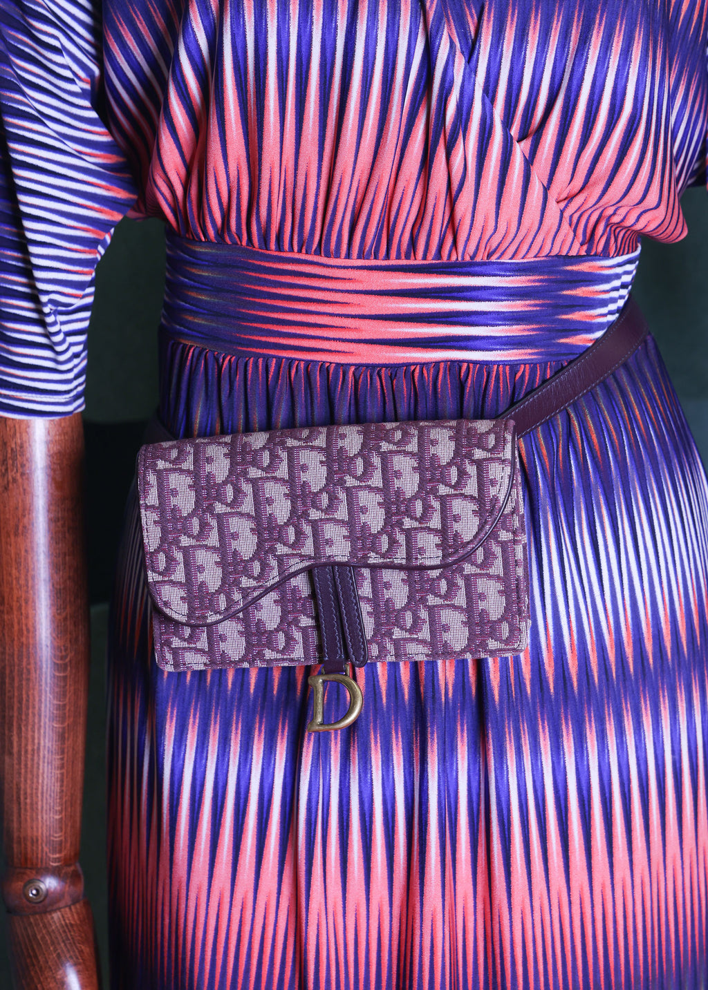 Preloved CHRISTIAN DIOR Dior Trotter Saddle Waist Bag Burgundy | Luxe Again Maison