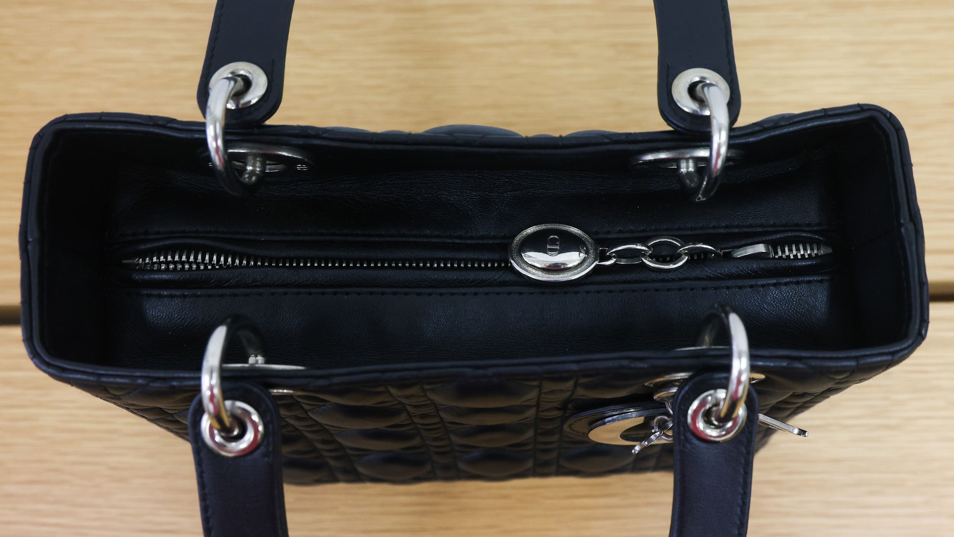 Pre-owned Christian Dior Lady Dior Black Cannage Lambskin Medium Bag | Luxe Again Maison