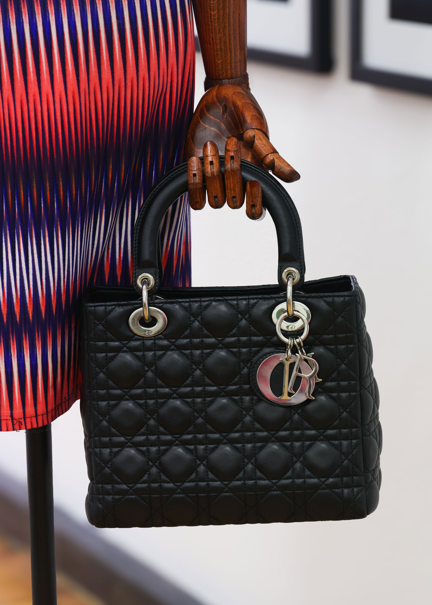 Pre-owned Christian Dior Lady Dior Black Cannage Lambskin Medium Bag | Luxe Again Maison