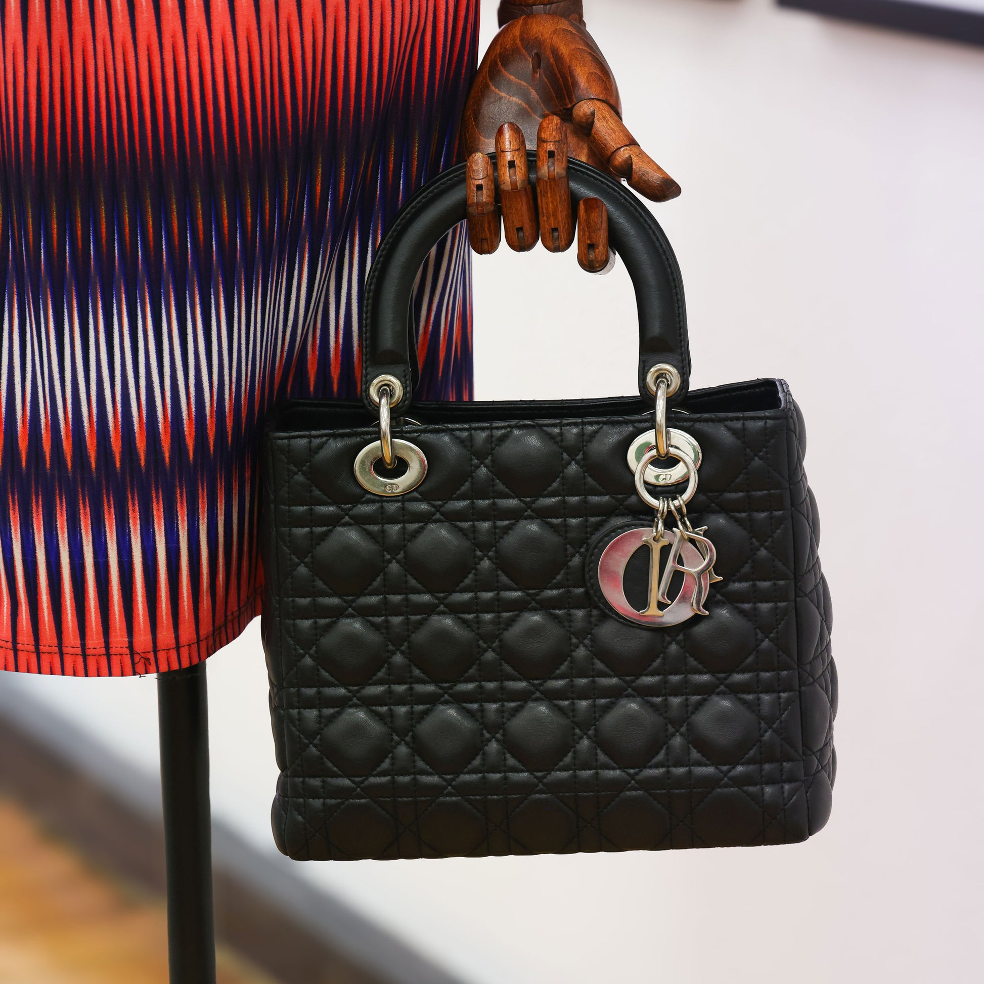 Pre-owned Christian Dior Lady Dior Black Cannage Lambskin Medium Bag | Luxe Again Maison