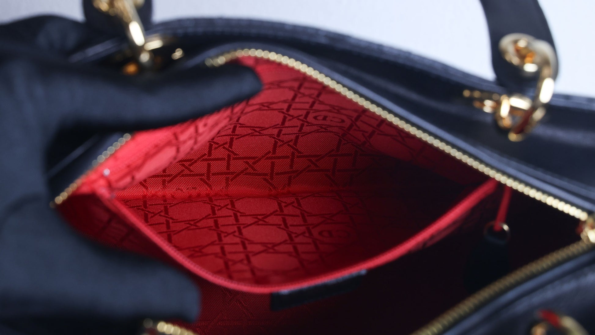 Preowned CHRISTIAN DIOR Lady Dior Cannage Leather Gold Hardware Black Medium | Luxe Again Maison