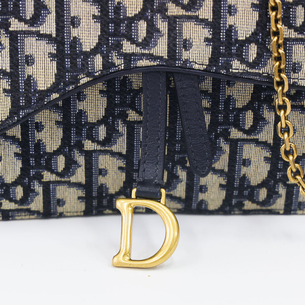 Preloved CHRISTIAN DIOR Oblique Saddle Wallet on Chain Canvas x Leather Beige & Navy | Luxe Again Maison