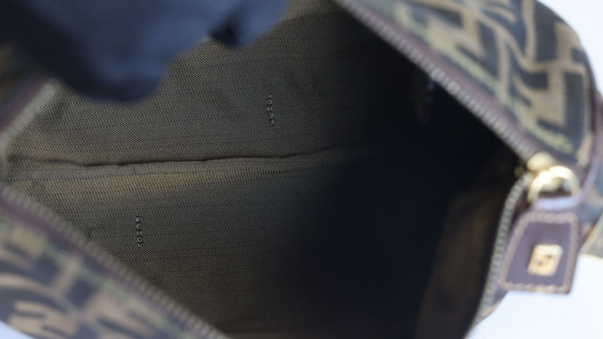 Preloved FENDI Zucca Canvas Leather Crossbody Gold Tone Handbag Brown | Luxe Again Maison