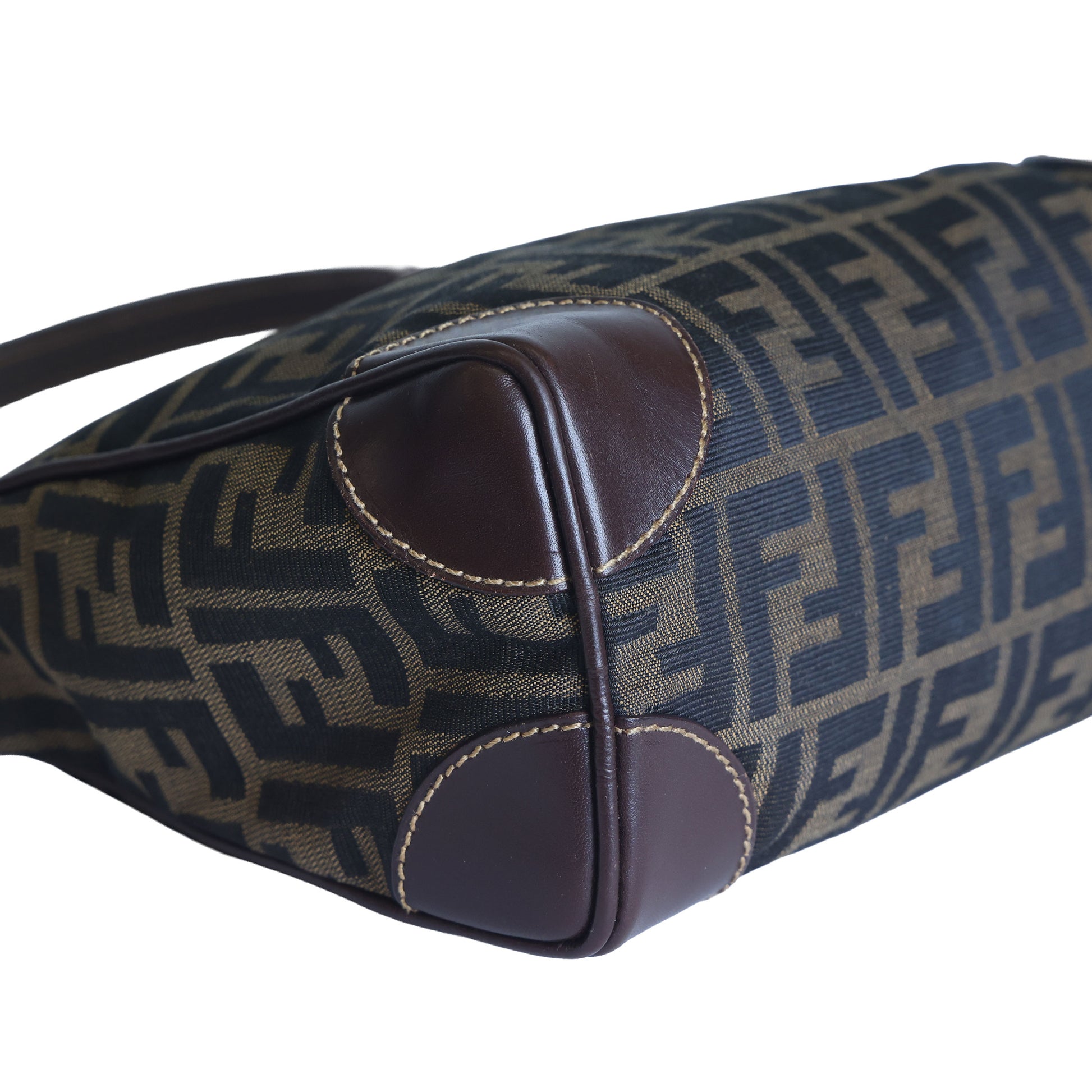 Preloved FENDI Zucca Canvas Leather Crossbody Gold Tone Handbag Brown | Luxe Again Maison