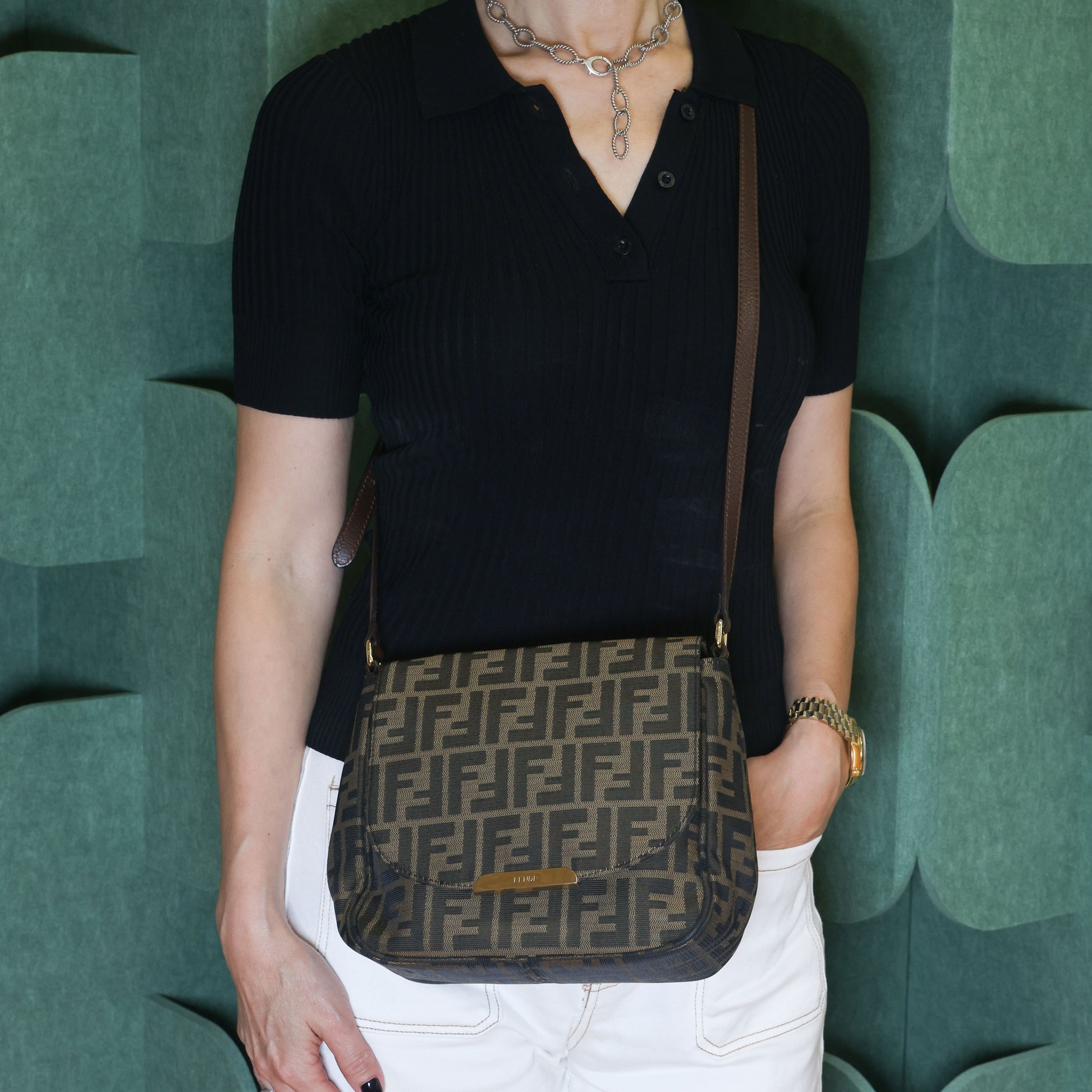 Preloved FENDI Zucca Canvas x Leather Shoulder Bag Brown 8BTXXX | Luxe Again Maison