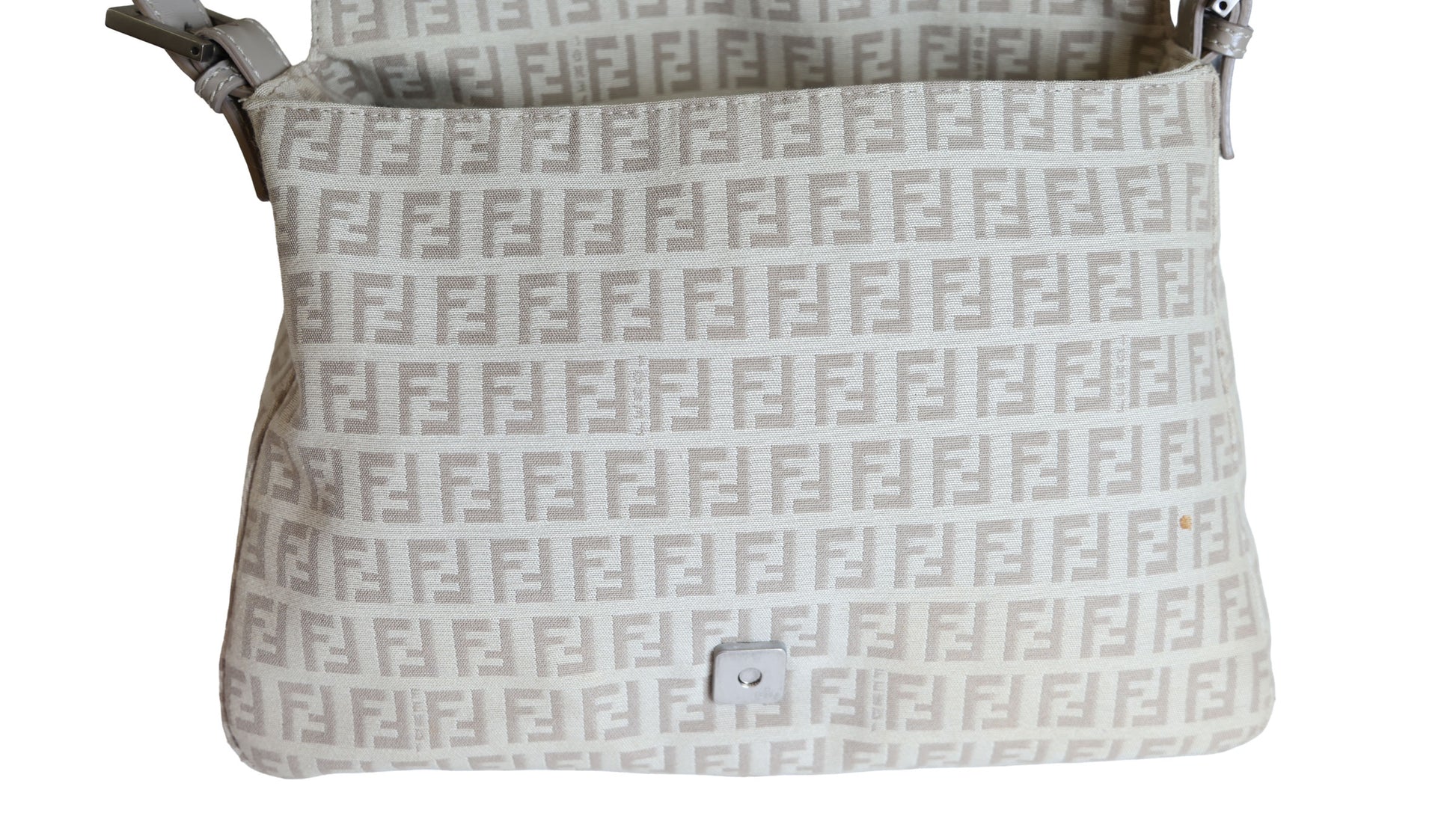 Preloved FENDI Mamma Baguette Zucchino Canvas Leather Beige Bag | Luxe Again Maison