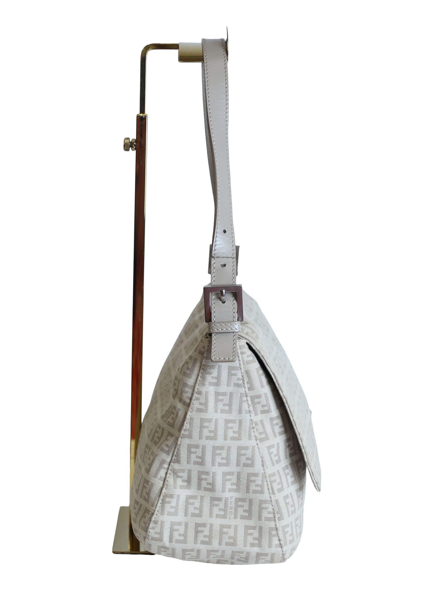 Preloved FENDI Mamma Baguette Zucchino Canvas Leather Beige Bag | Luxe Again Maison