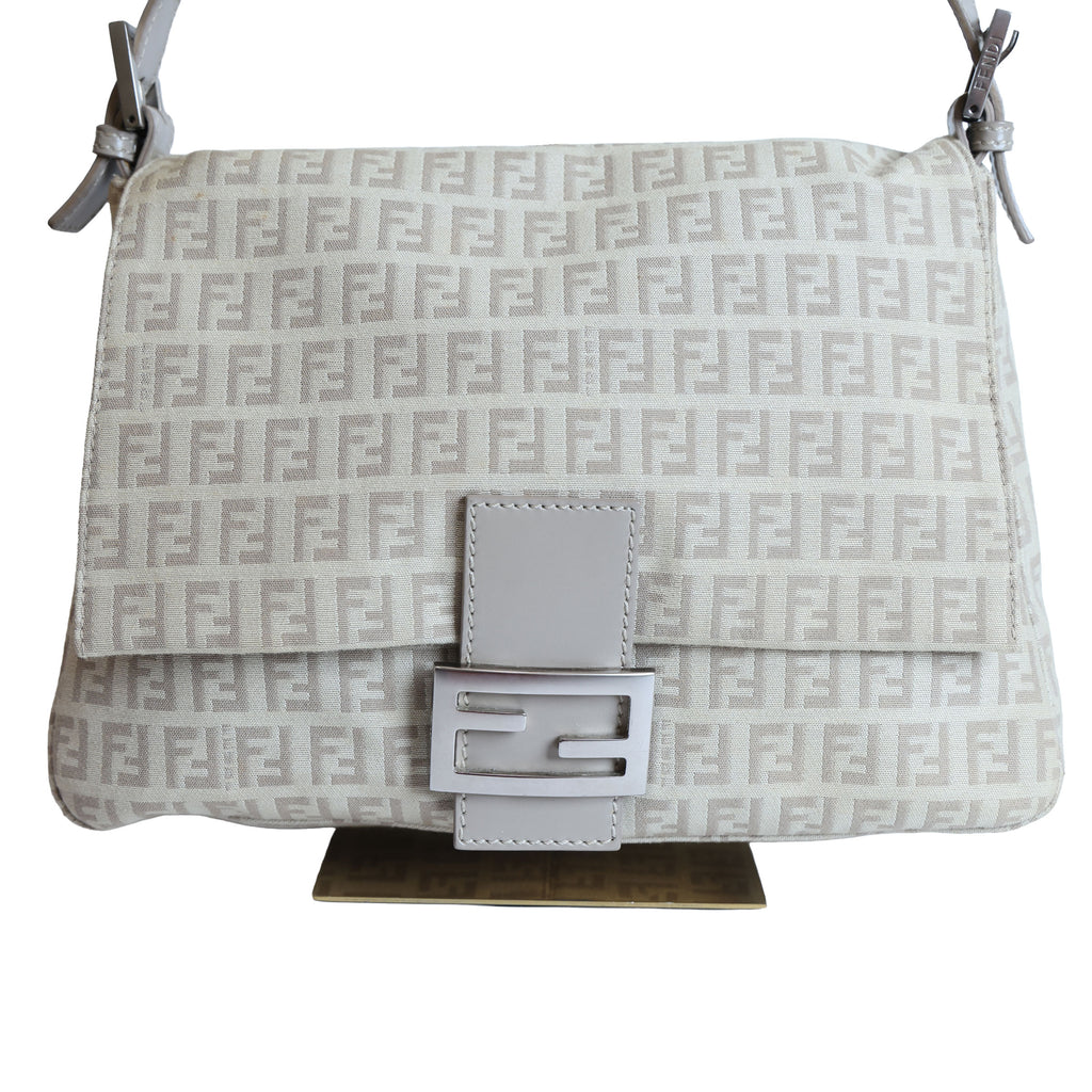 Preloved FENDI Mamma Baguette Zucchino Canvas Leather Beige Bag | Luxe Again Maison