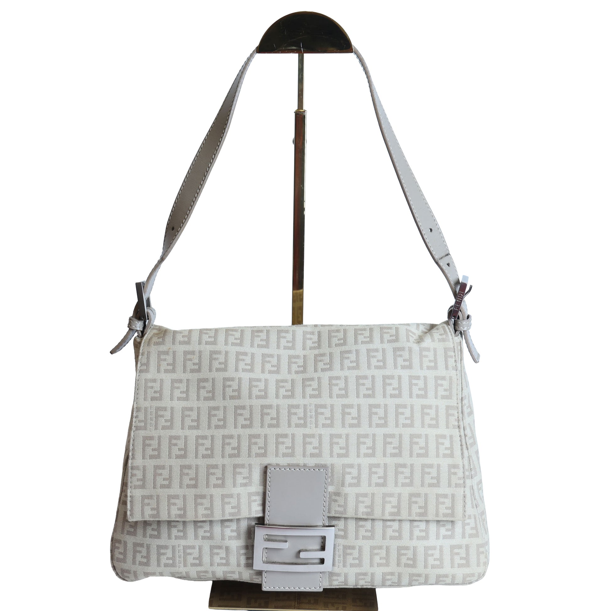 Preloved FENDI Mamma Baguette Zucchino Canvas Leather Beige Bag | Luxe Again Maison