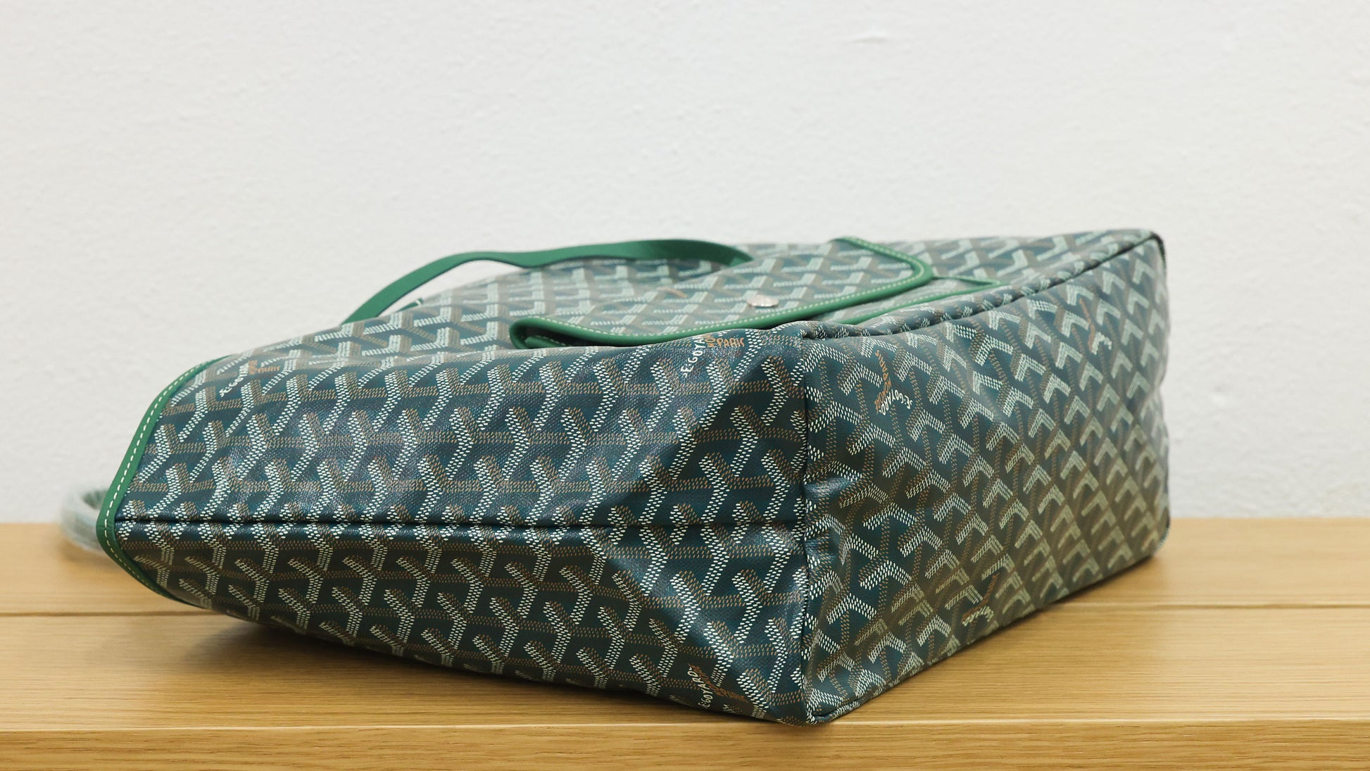 Pre-owned GOYARD St Louis PM Tote Green | Luxe Again Maison 
