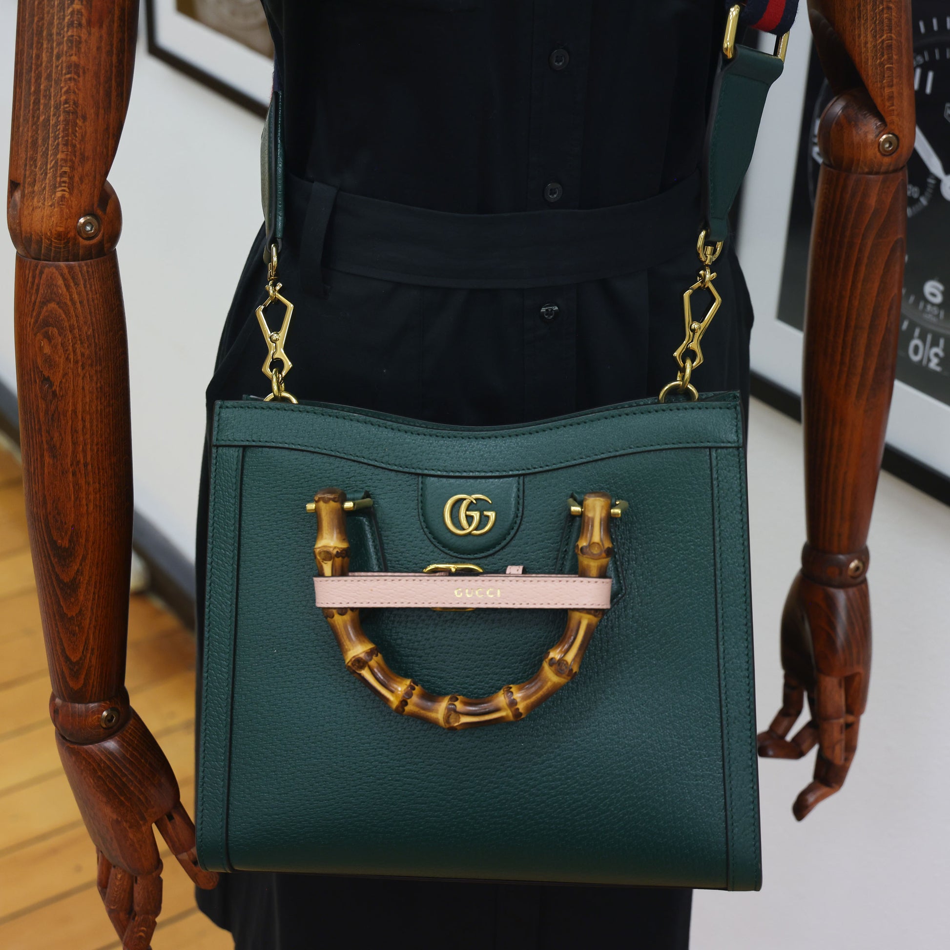 Preloved GUCCI Double G Diana Bamboo Medium Tote Green | Luxe Again Maison