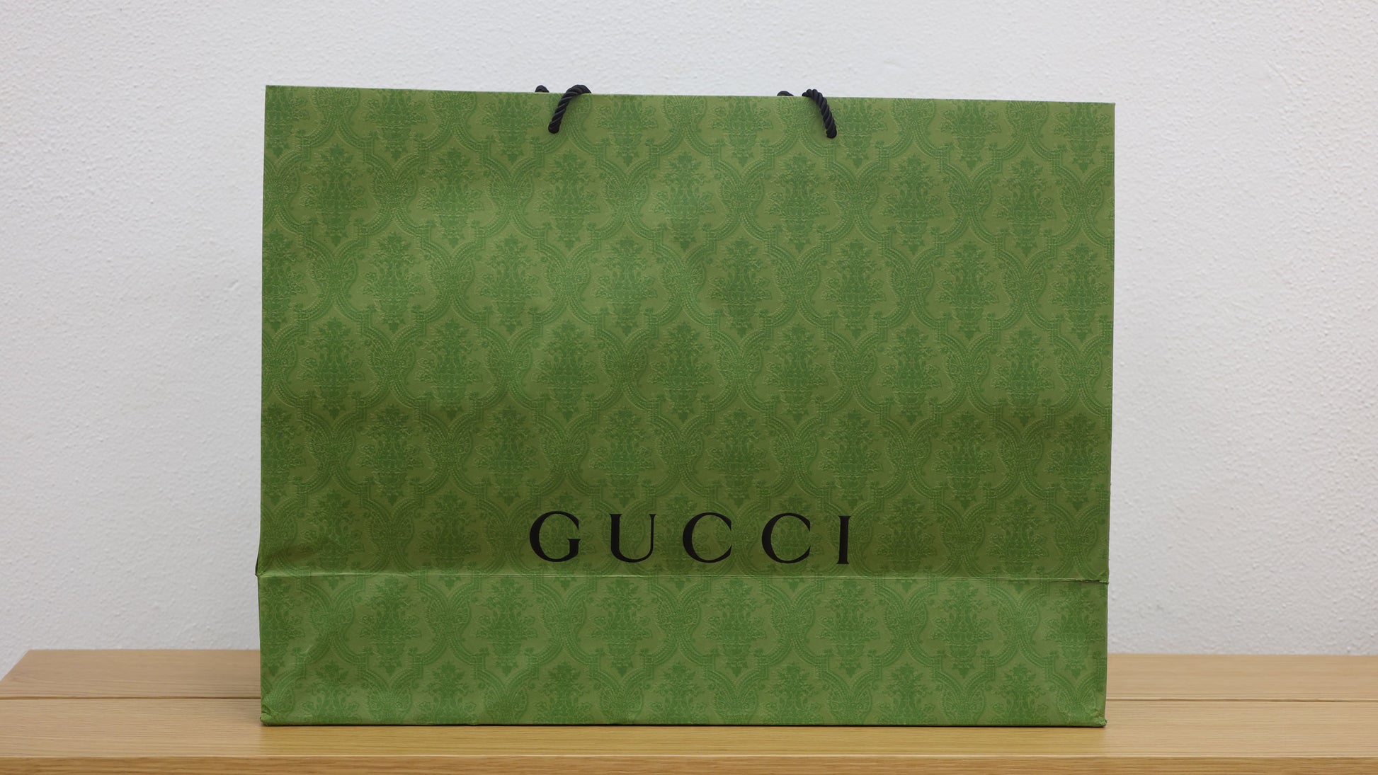 Preloved GUCCI Double G Diana Bamboo Medium Tote Green | Luxe Again Maison