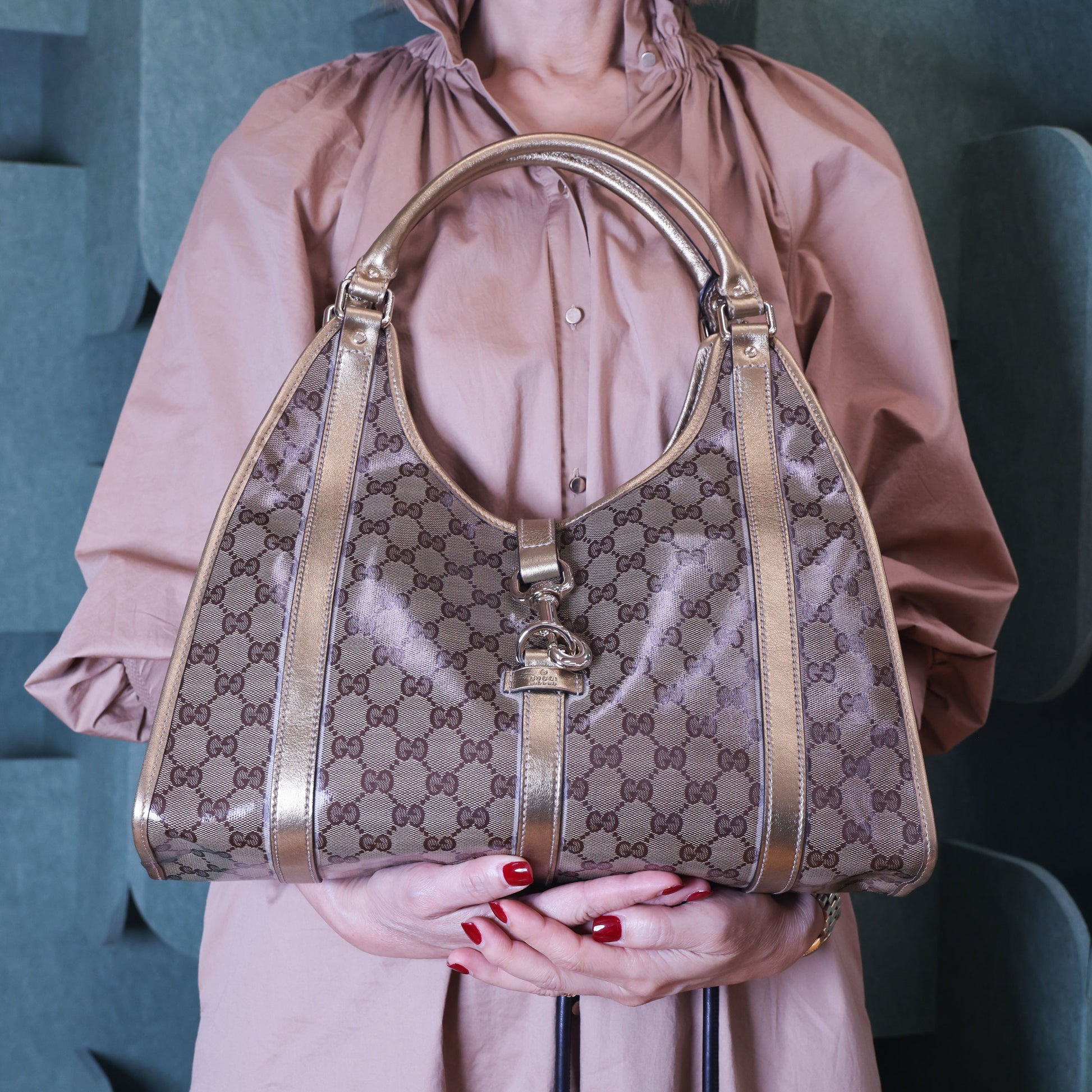 Preloved GUCCI GG Crystal Coated Canvas x Leather Gold Brown | Luxe Again Maison