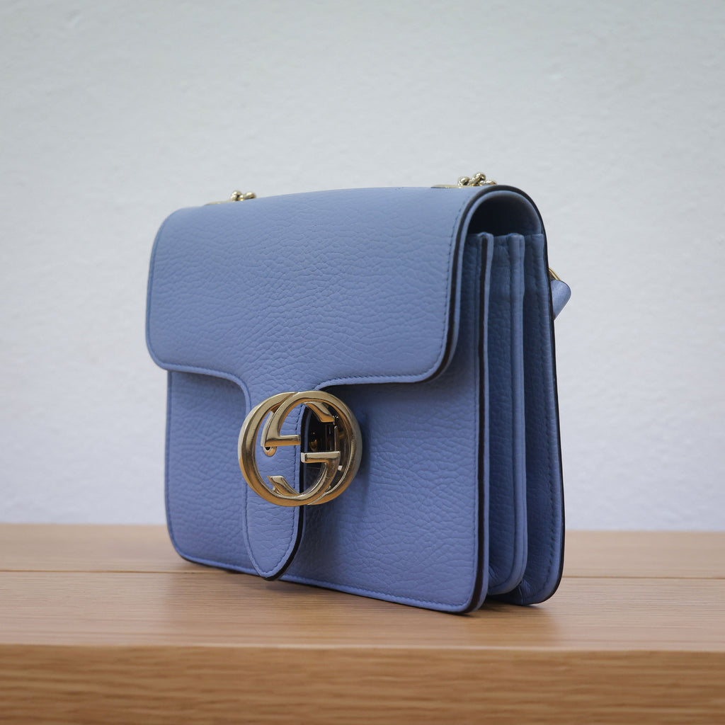 Pre-owned authentic Gucci Interlocking G Chain 510304 Shoulder Leather Light Blue Bag | Luxe Again Maison