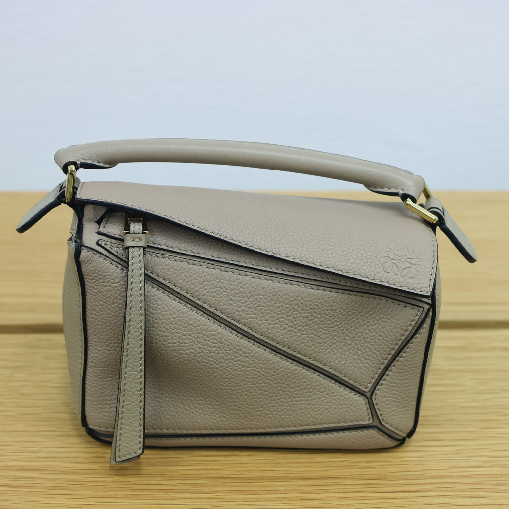 Second hand LOEWE Puzzle Edge Mini Leather Beige 2 Way Hand Bag | Luxe Again Maison