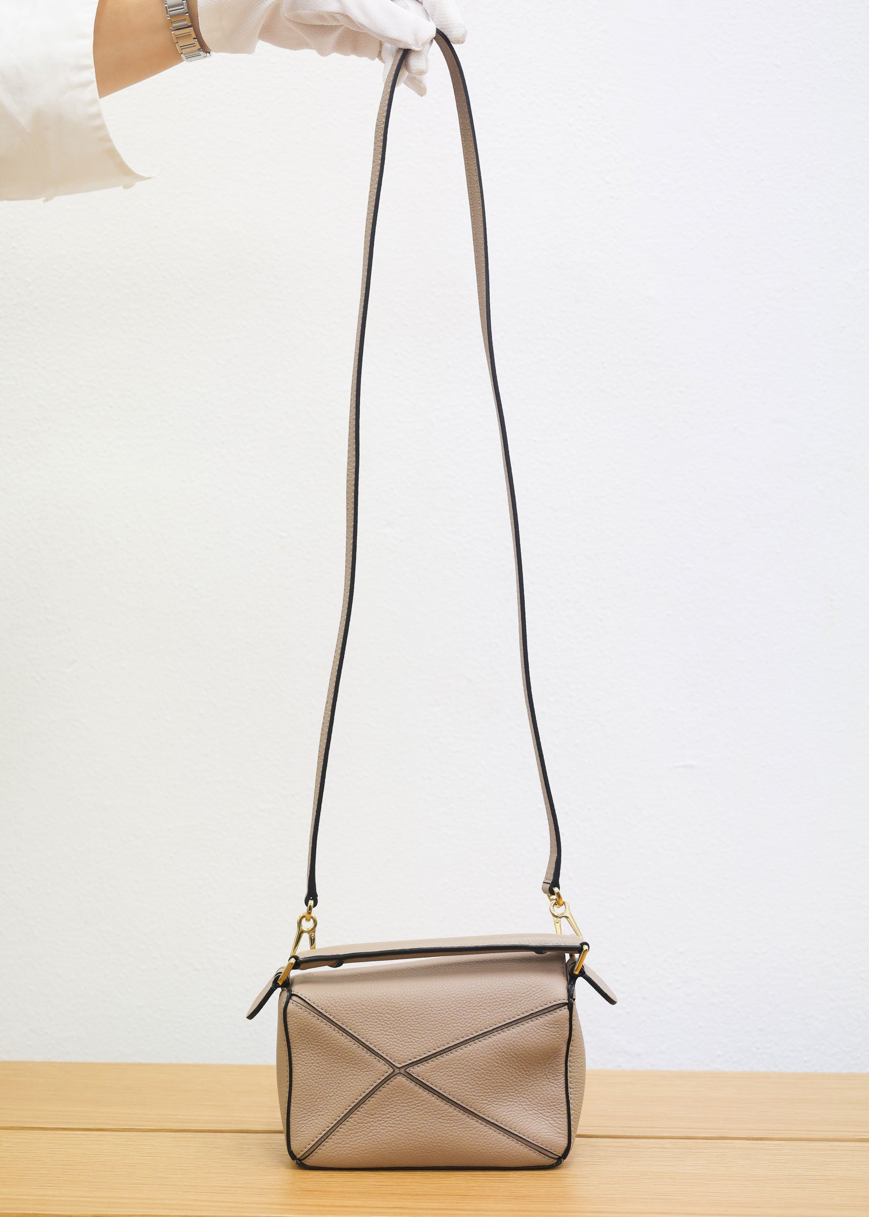 Second hand LOEWE Puzzle Edge Mini Leather Beige 2 Way Hand Bag | Luxe Again Maison