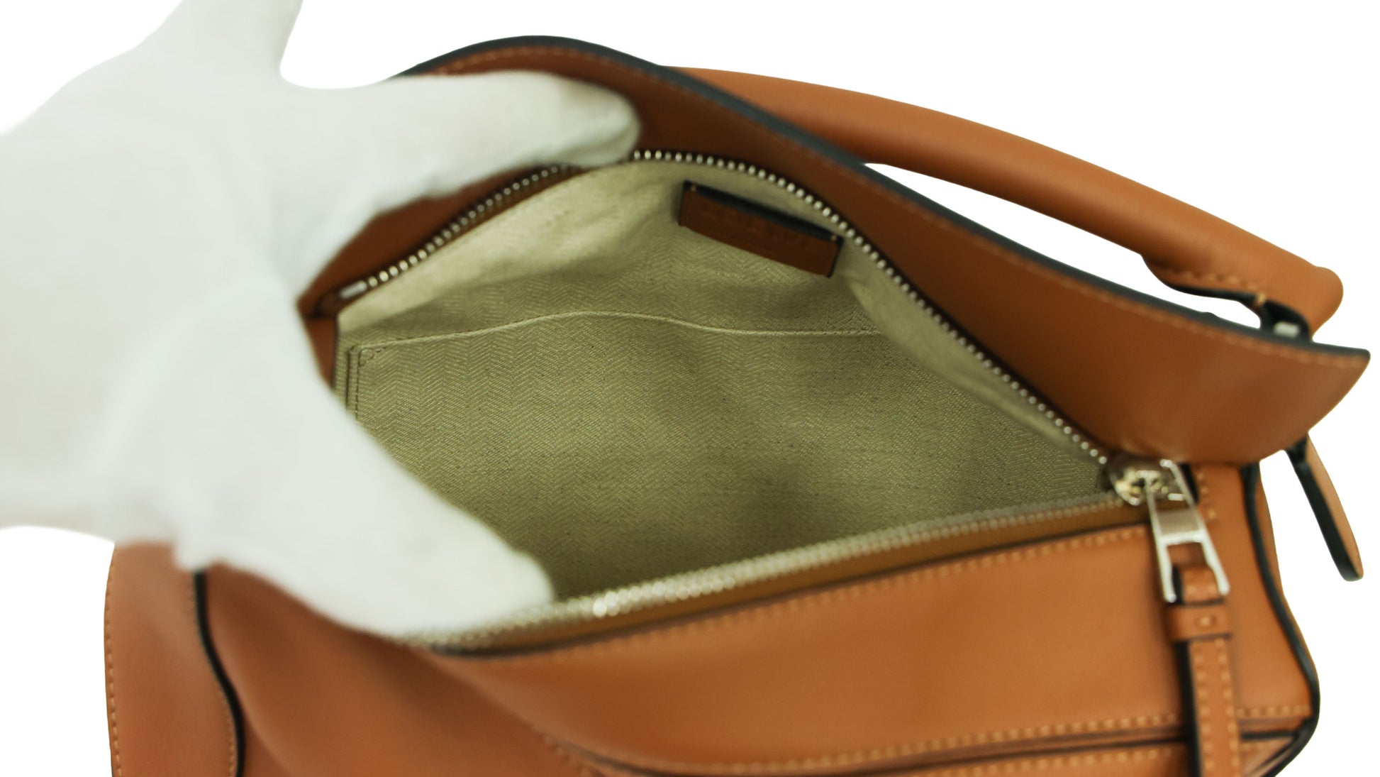 Preloved LOEWE Small Puzzle Edge Leather Tan Bag | Luxe Again Maison