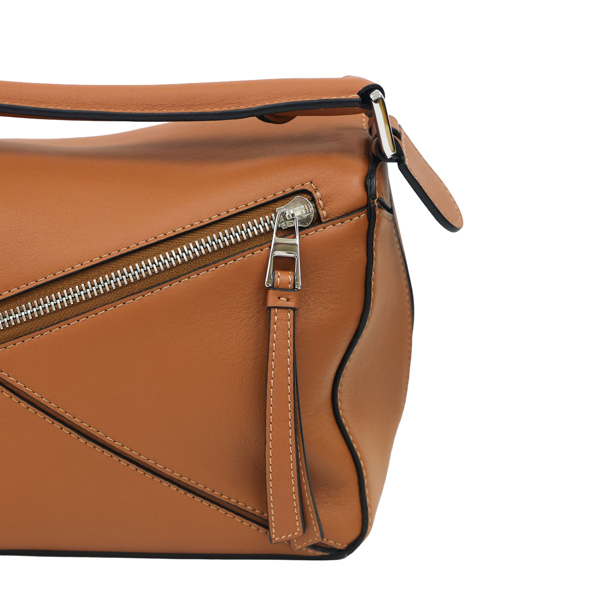 Preloved LOEWE Small Puzzle Edge Leather Tan Bag | Luxe Again Maison