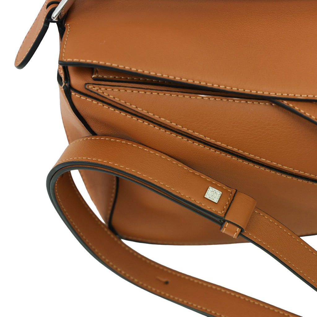 Preloved LOEWE Small Puzzle Edge Leather Tan Bag | Luxe Again Maison