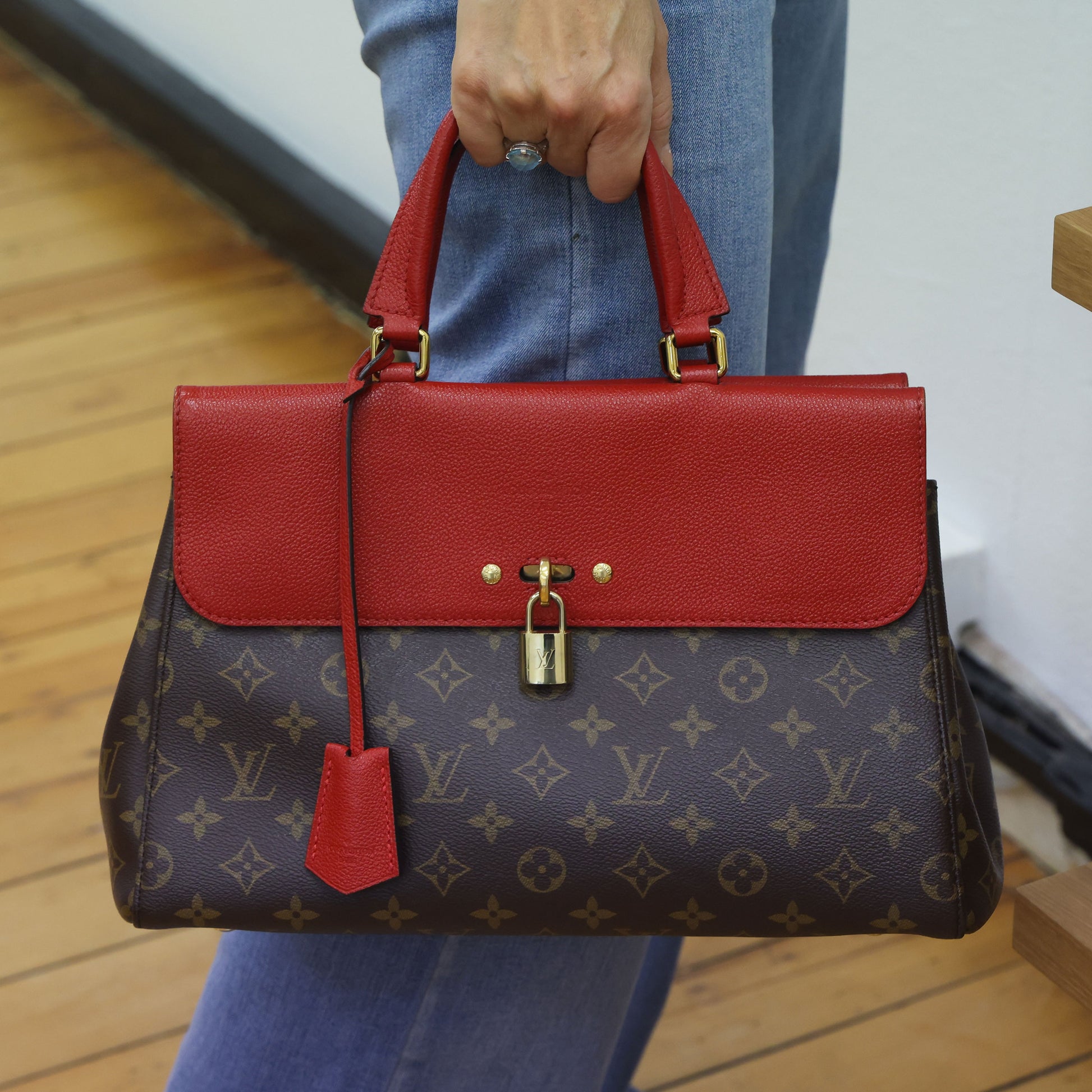 Preloved LOUIS VUITTON Cerise Monogram Venus Bag M41738 | Luxe Again Maison