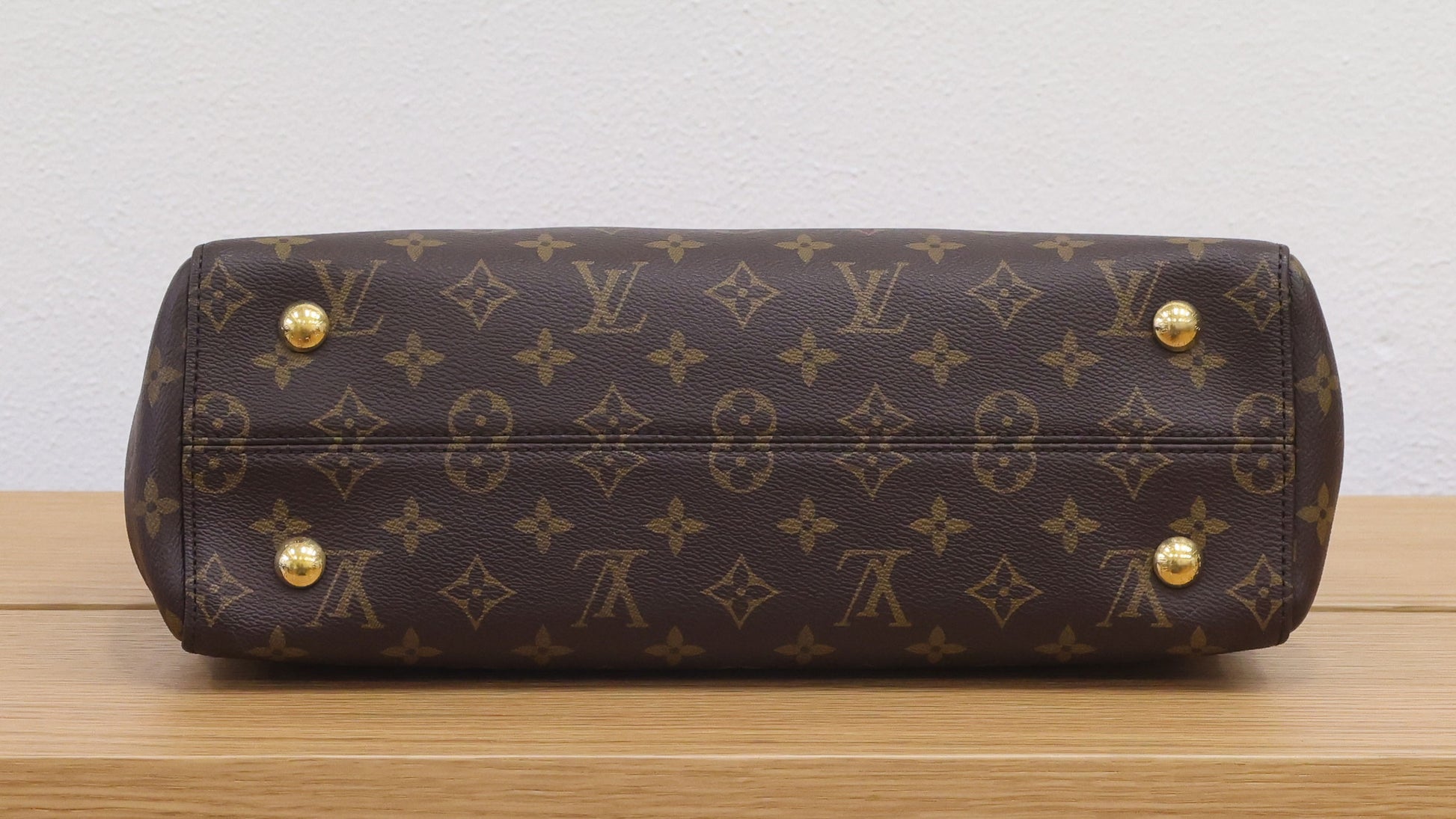 Preloved LOUIS VUITTON Cerise Monogram Venus Bag M41738 | Luxe Again Maison