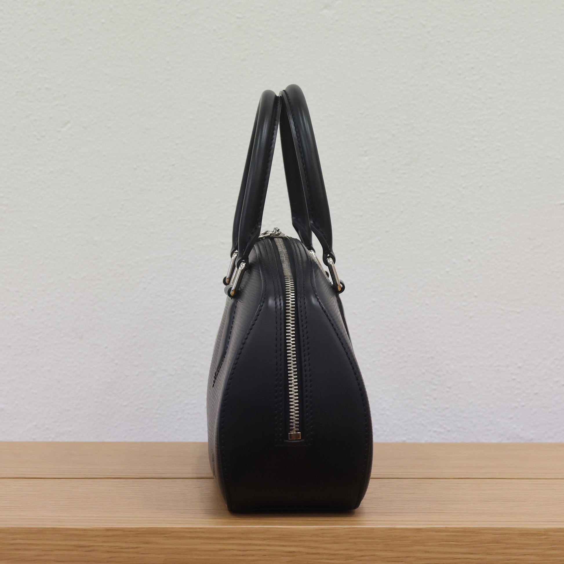 Preloved LOUIS VUITTON Jasmine Epi Noir M52782 Leather Bag | Luxe Again Maison