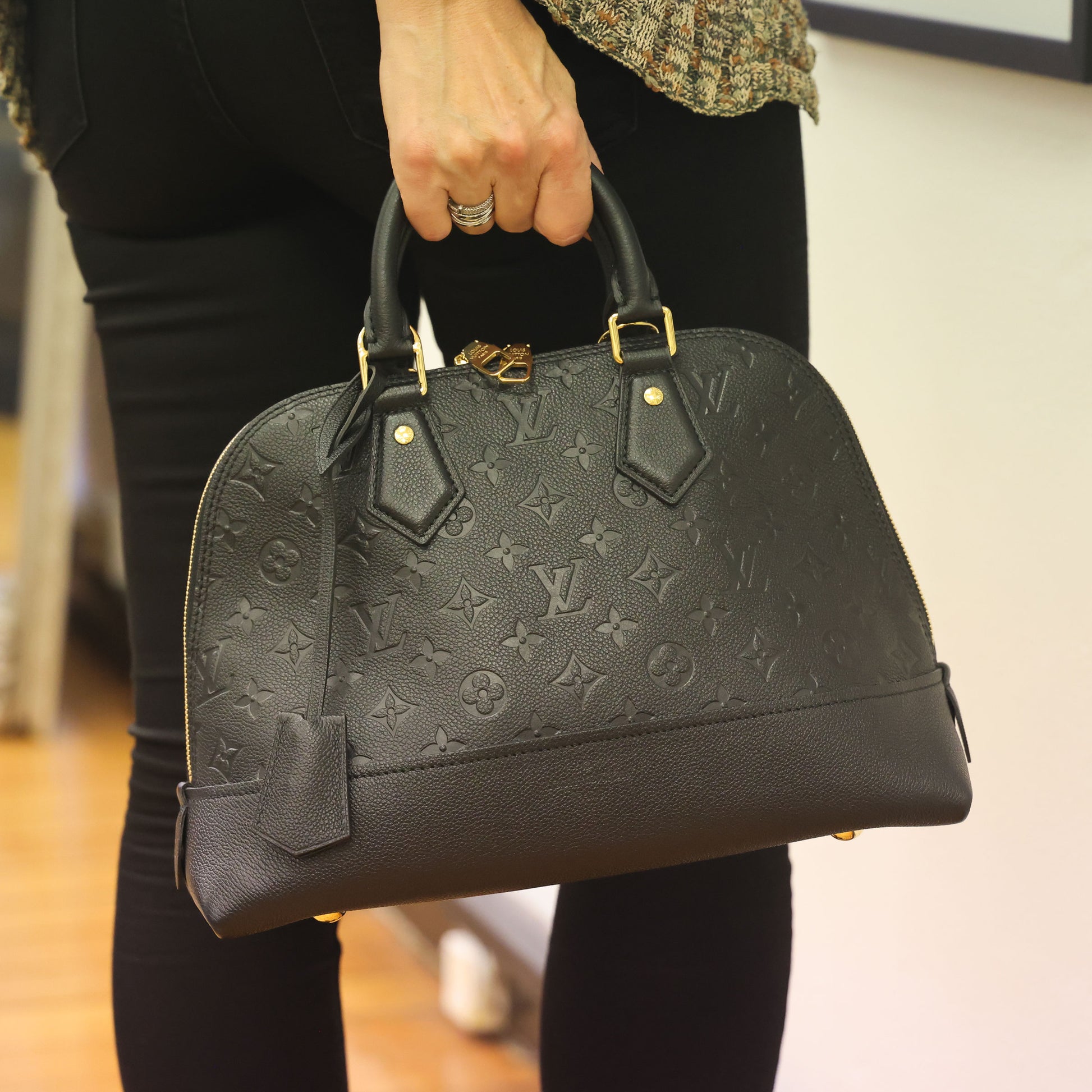 Preloved LOUIS VUITTON Neo Alma PM 2 Way Monogram Empreinte Black M44832 | Luxe Again Maison