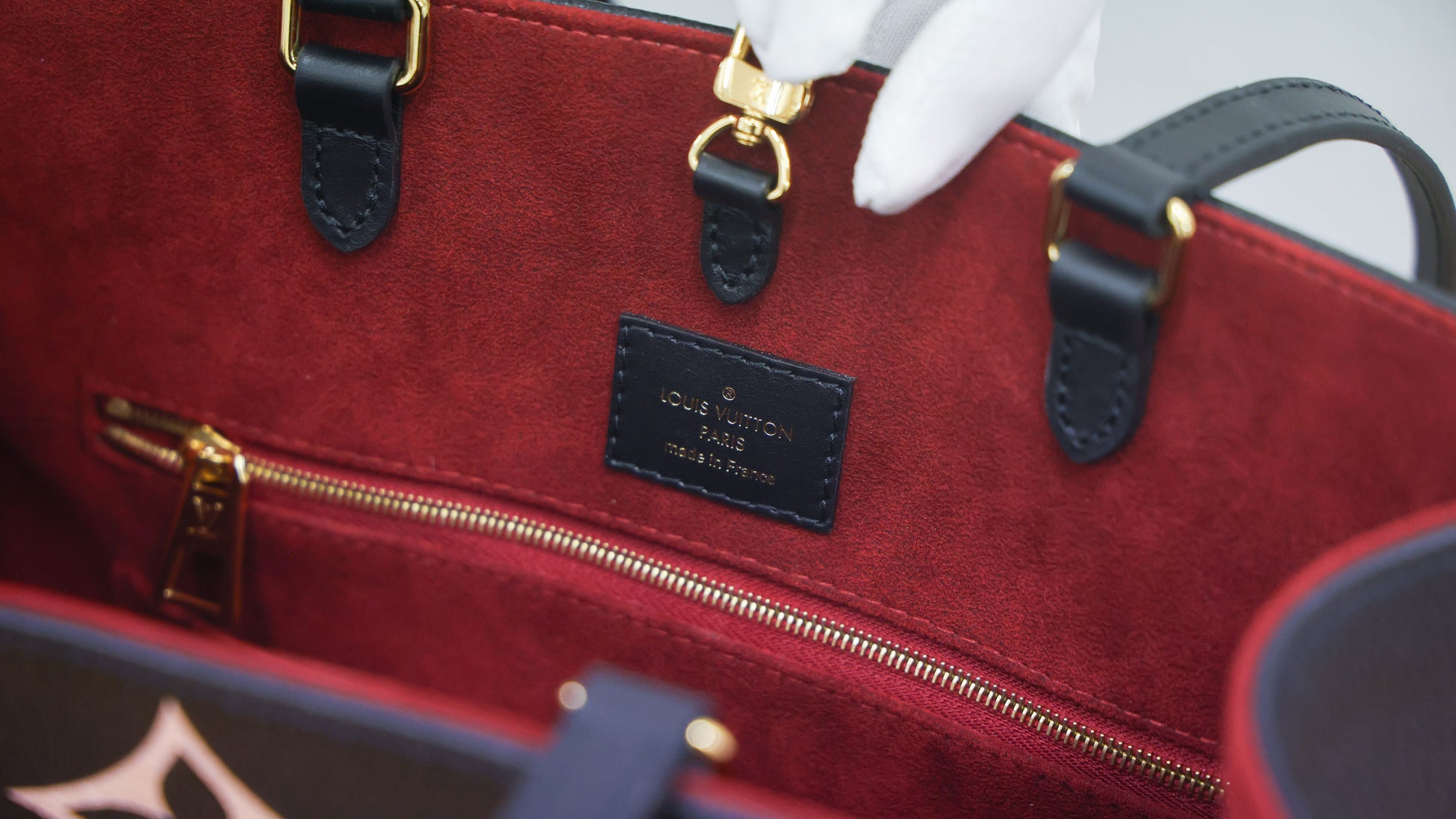 Louis Vuitton On the Go MM M45495 Bicolor Black Monogram Empreinte