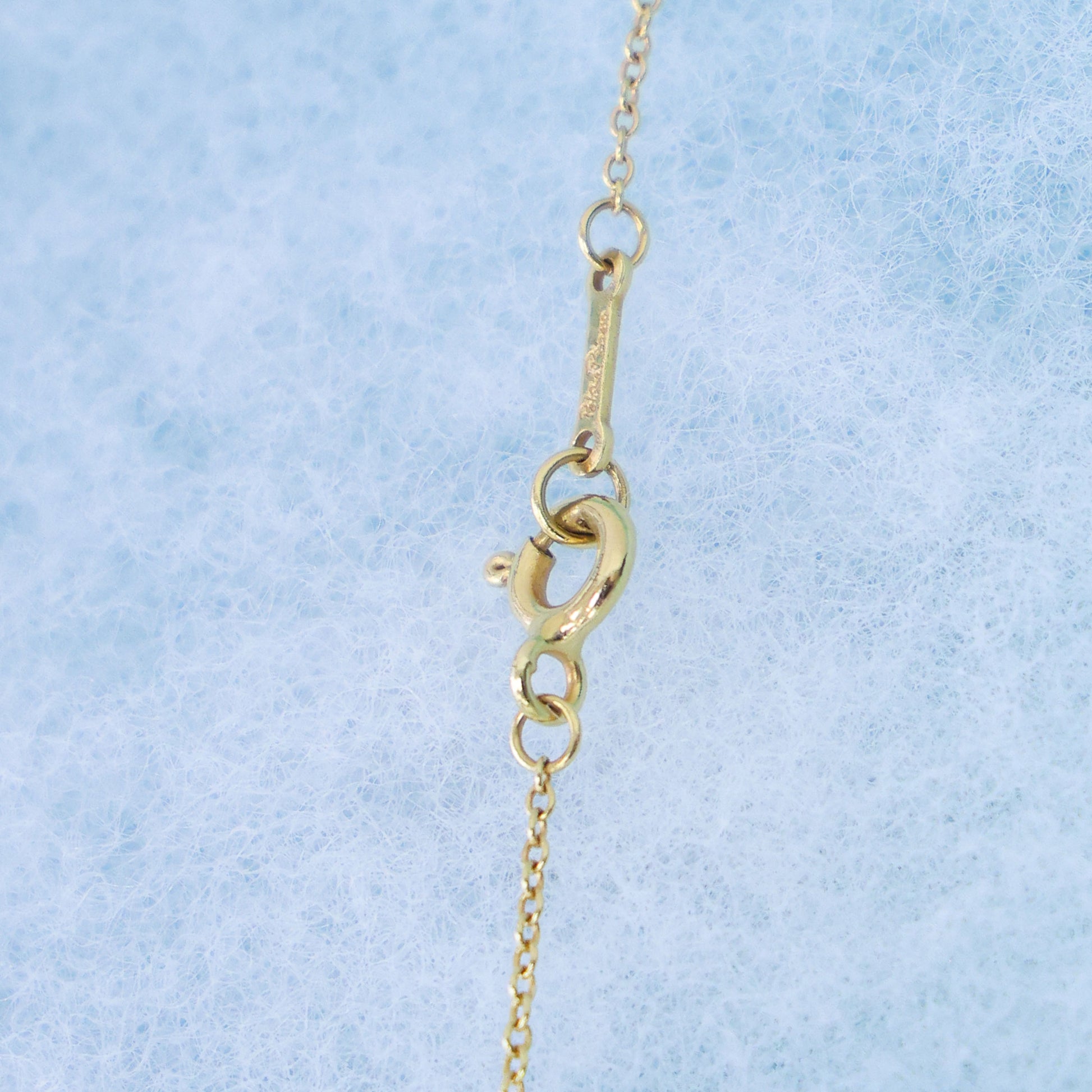 Pre-owned TIFFANY Paloma Picasso Loving Heart Small Necklace 18K Yellow Gold 2.6g | Luxe Again Maison