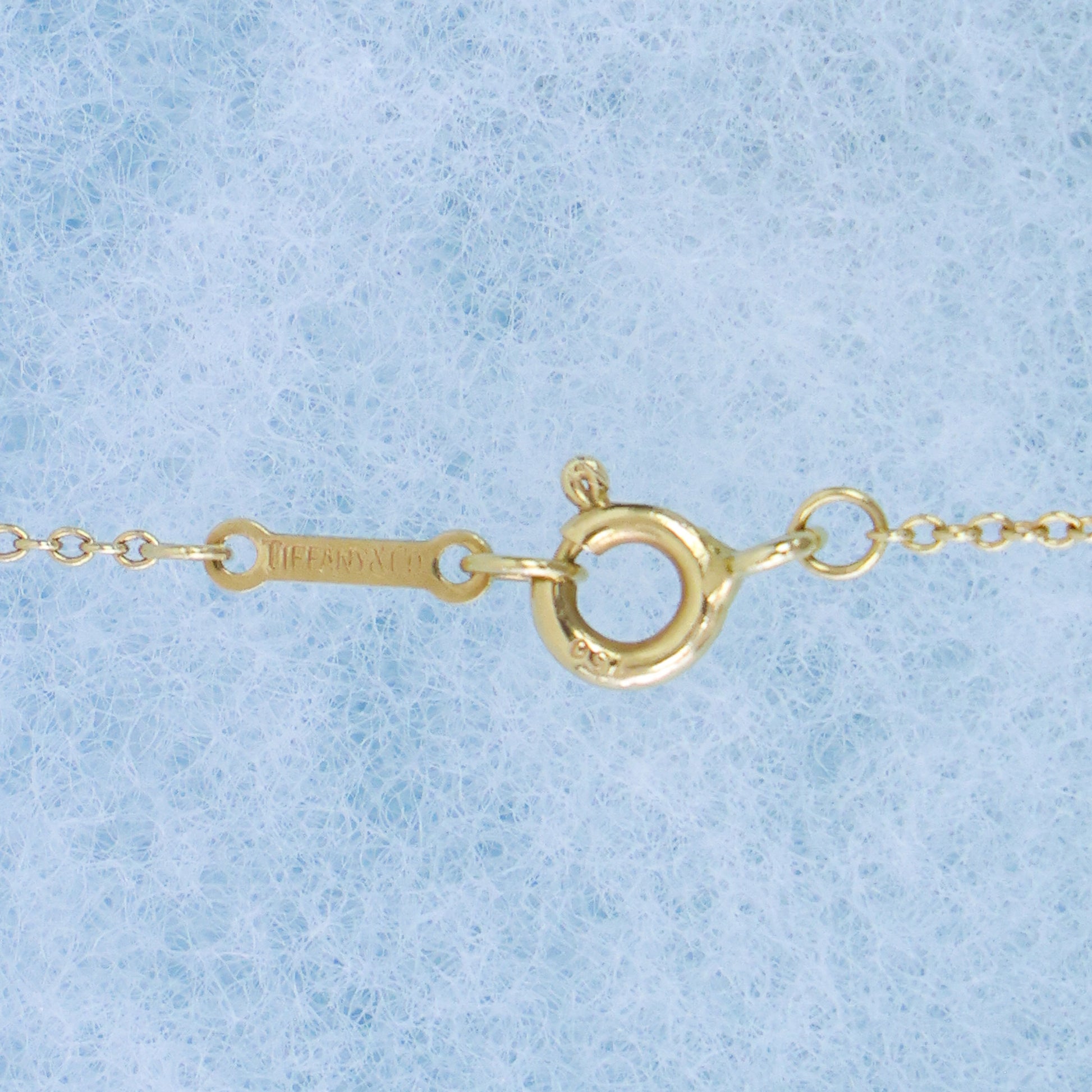 Pre-owned TIFFANY Paloma Picasso Loving Heart Small Necklace 18K Yellow Gold 2.6g | Luxe Again Maison