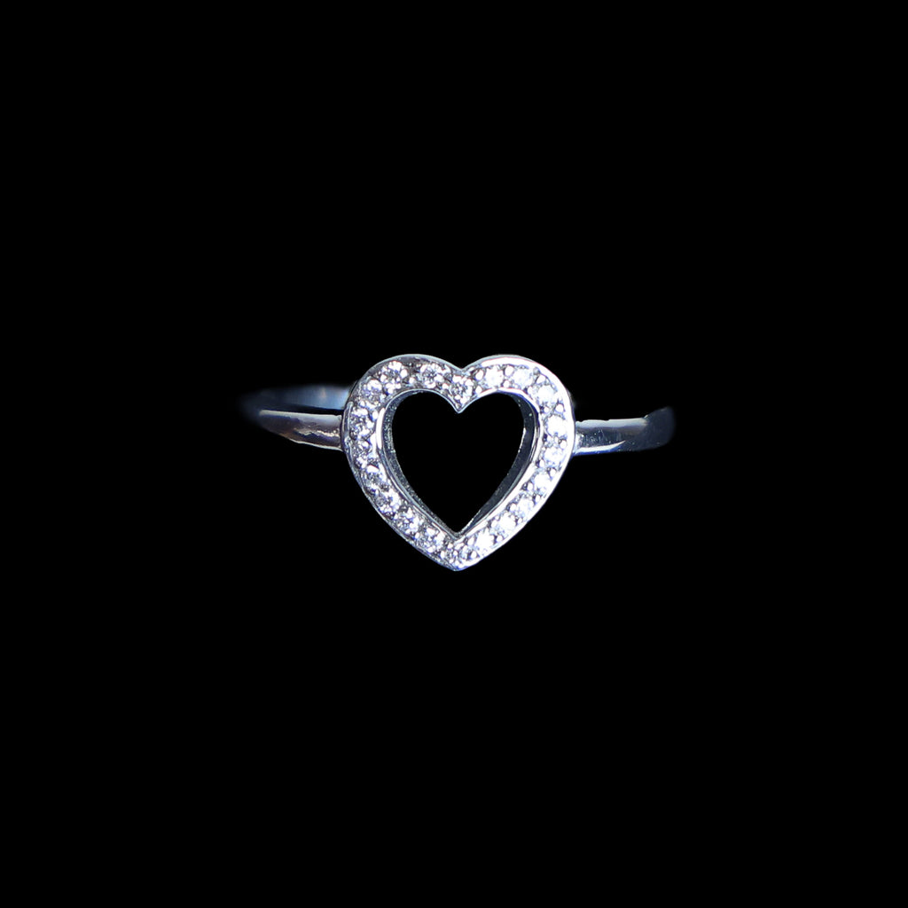 Preowned TIFFANY & Co Sentimental Heart Diamond 18K Platinum Ring 2.8g | Luxe Again Maison
