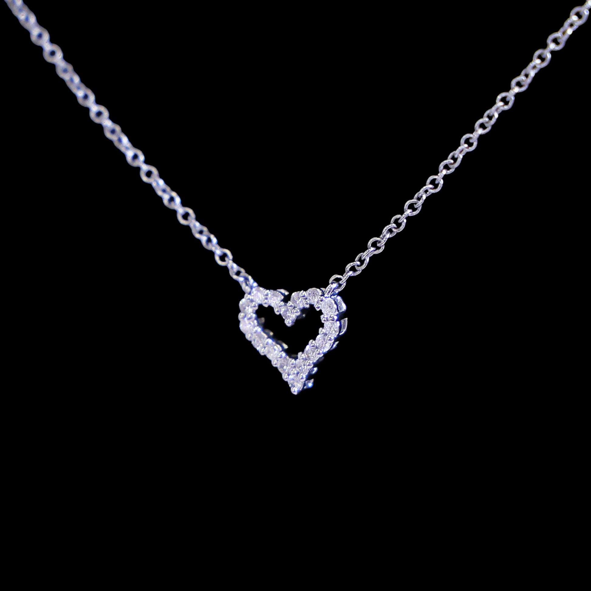 Preloved TIFFANY Sentimental Heart Extra Mini Diamond Necklace 18K Platinum 2.5g | Luxe Again Maison