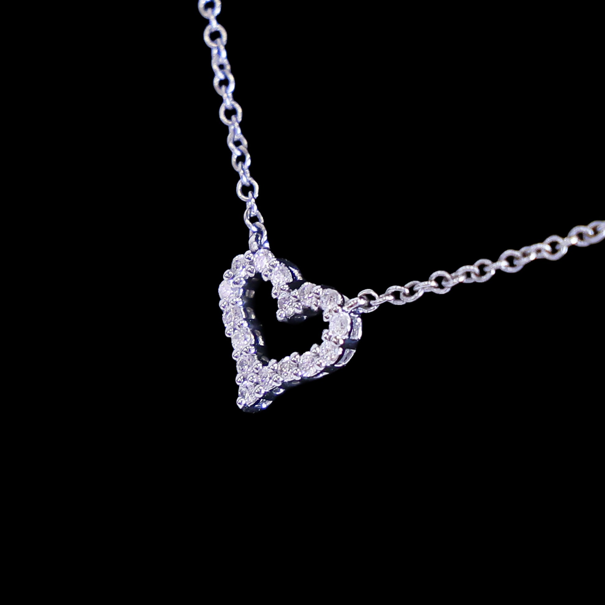 Preloved TIFFANY Sentimental Heart Extra Mini Diamond Necklace 18K Platinum 2.5g | Luxe Again Maison