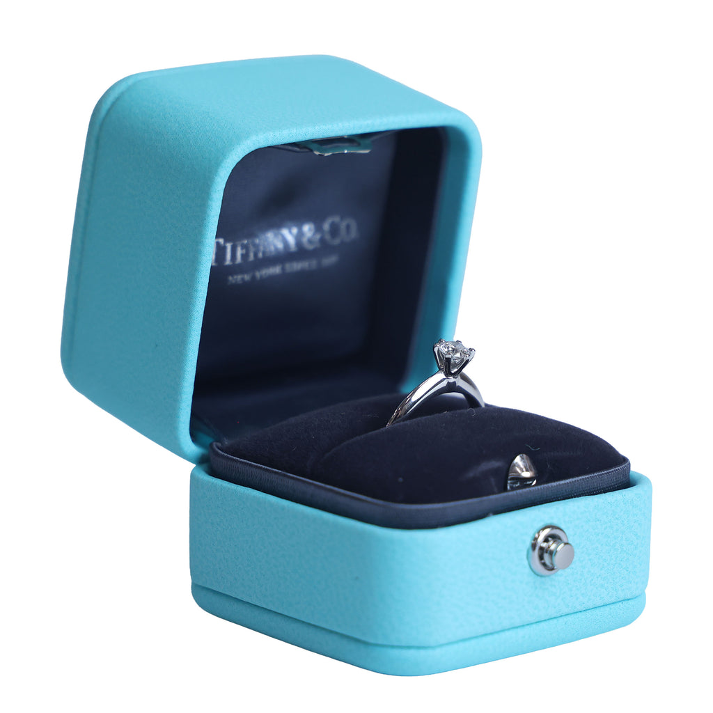 Preowned TIFFANY & Co Solitaire Diamond Ring 18K Platinum 0.30 Carat H VS1 3.6G | Luxe Again Maison