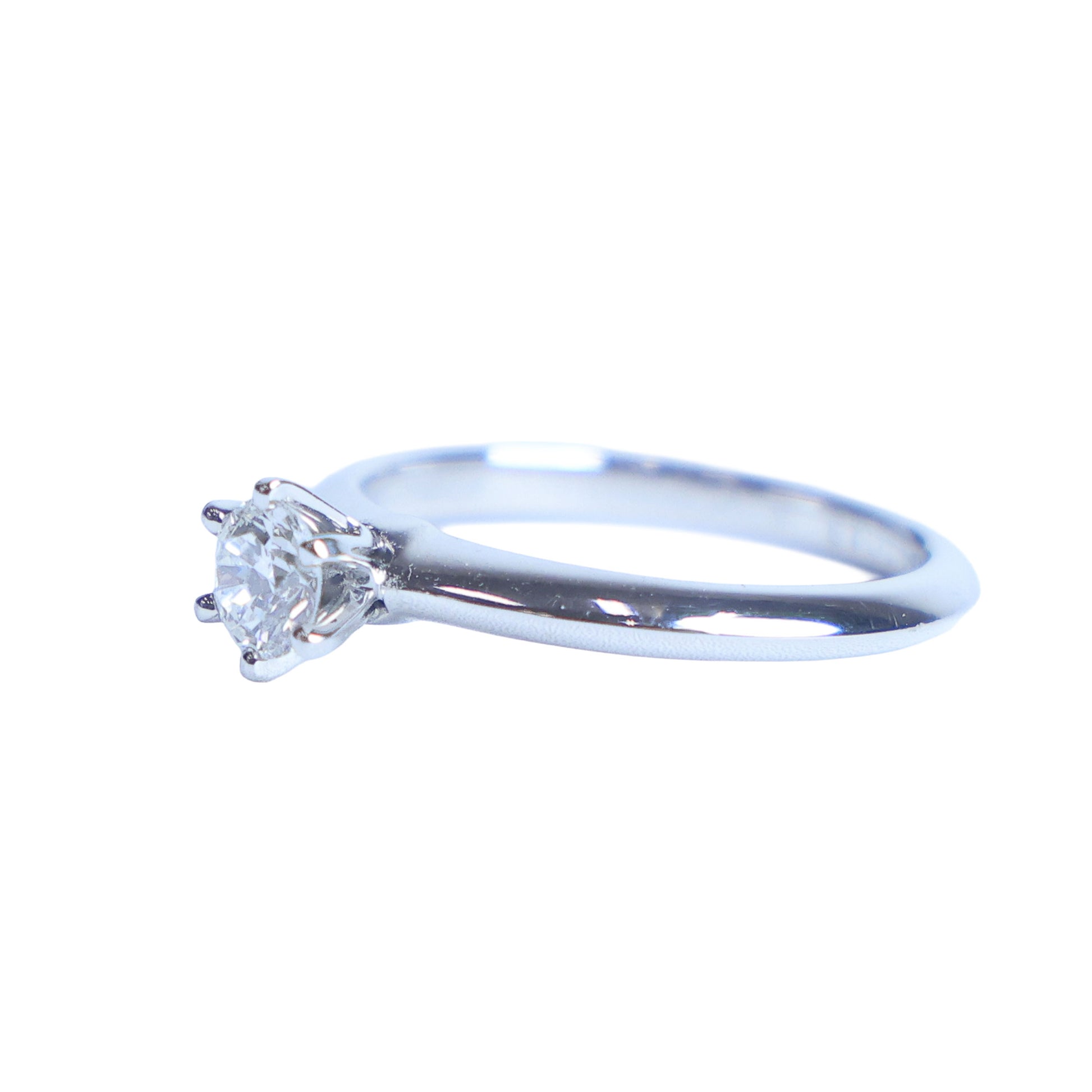Preowned TIFFANY & Co Solitaire Diamond Ring 18K Platinum 0.30 Carat H VS1 3.6G | Luxe Again Maison
