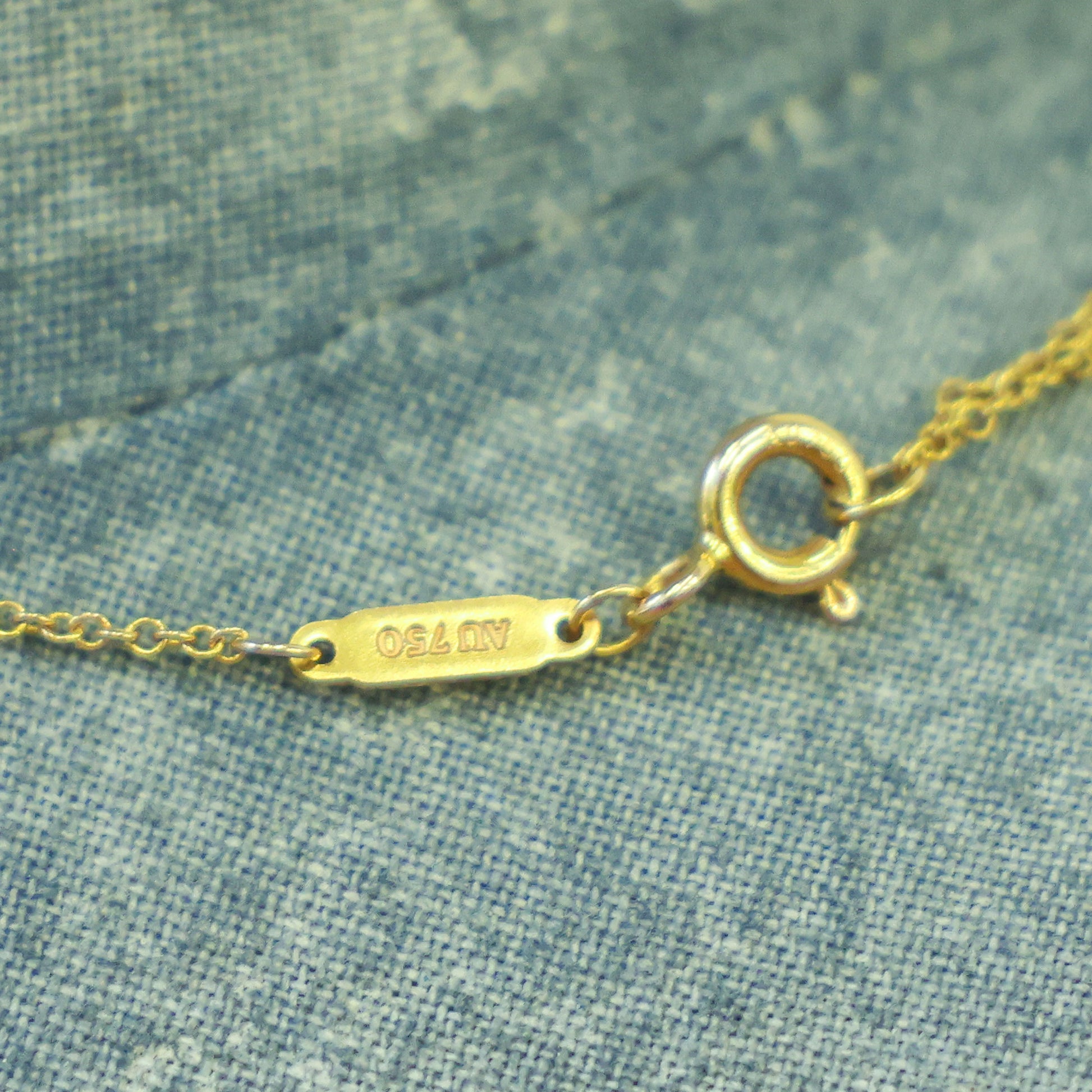 Preloved TIFFANY T Smile Small Necklace 18K Yellow Gold 2.9g | Luxe Again Maison